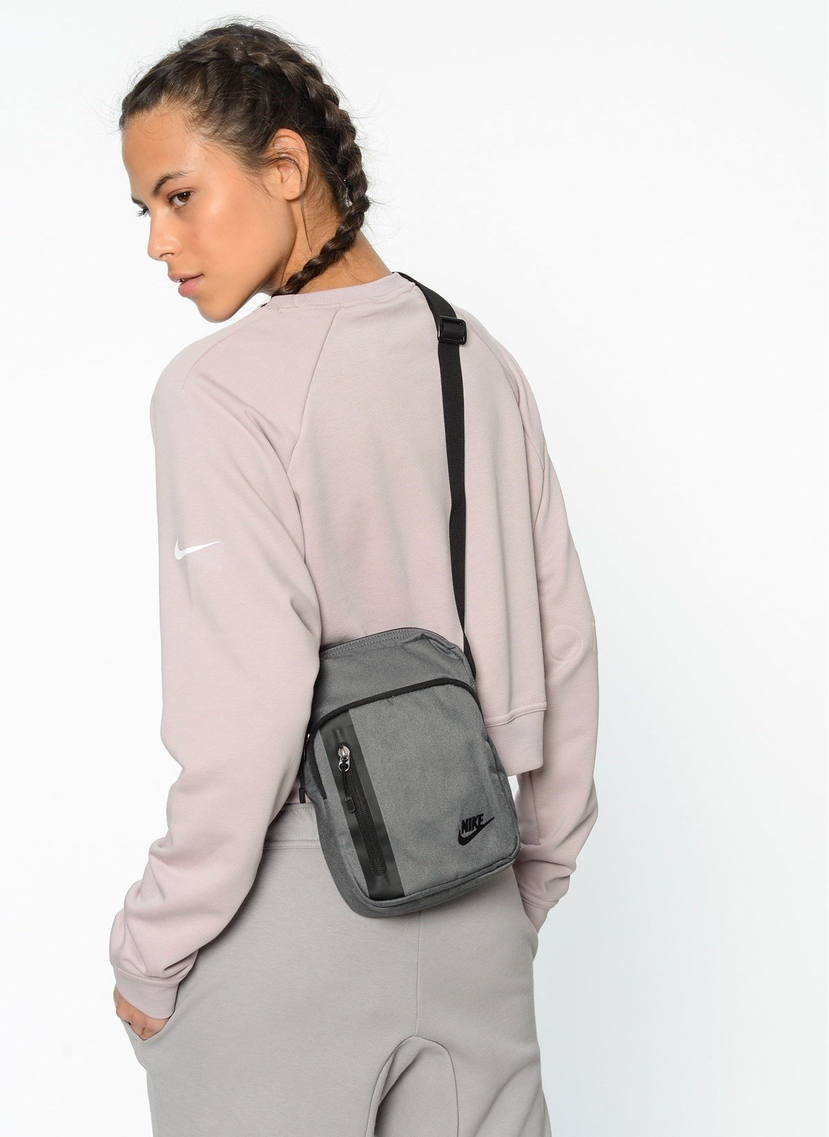 Nike tech bag hot sale
