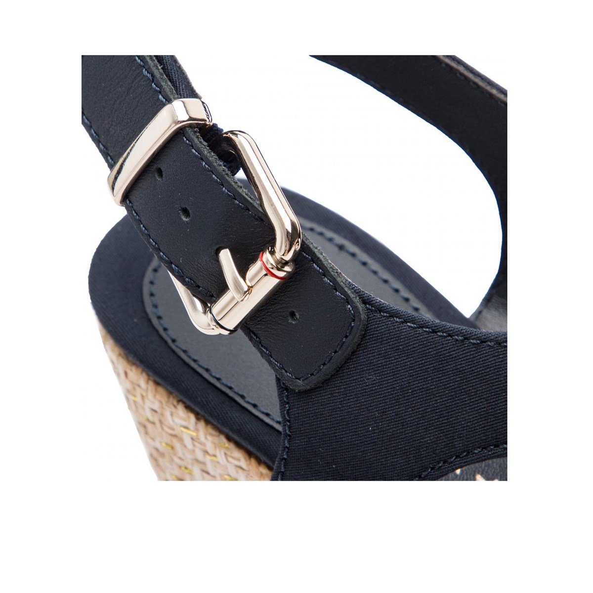 Tommy hilfiger iconic 2024 elena sandal hardware