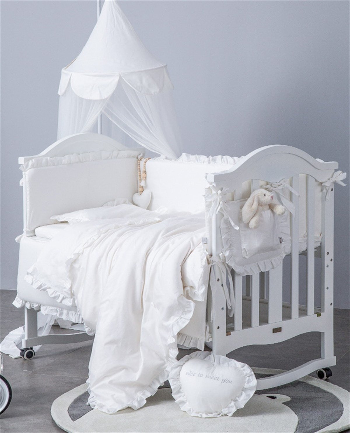 Jaju Baby Fırfırlı Beyaz Beşik / Montessori Kenar Koruma ve Nevresim Takımı  Bebek Uyku Seti