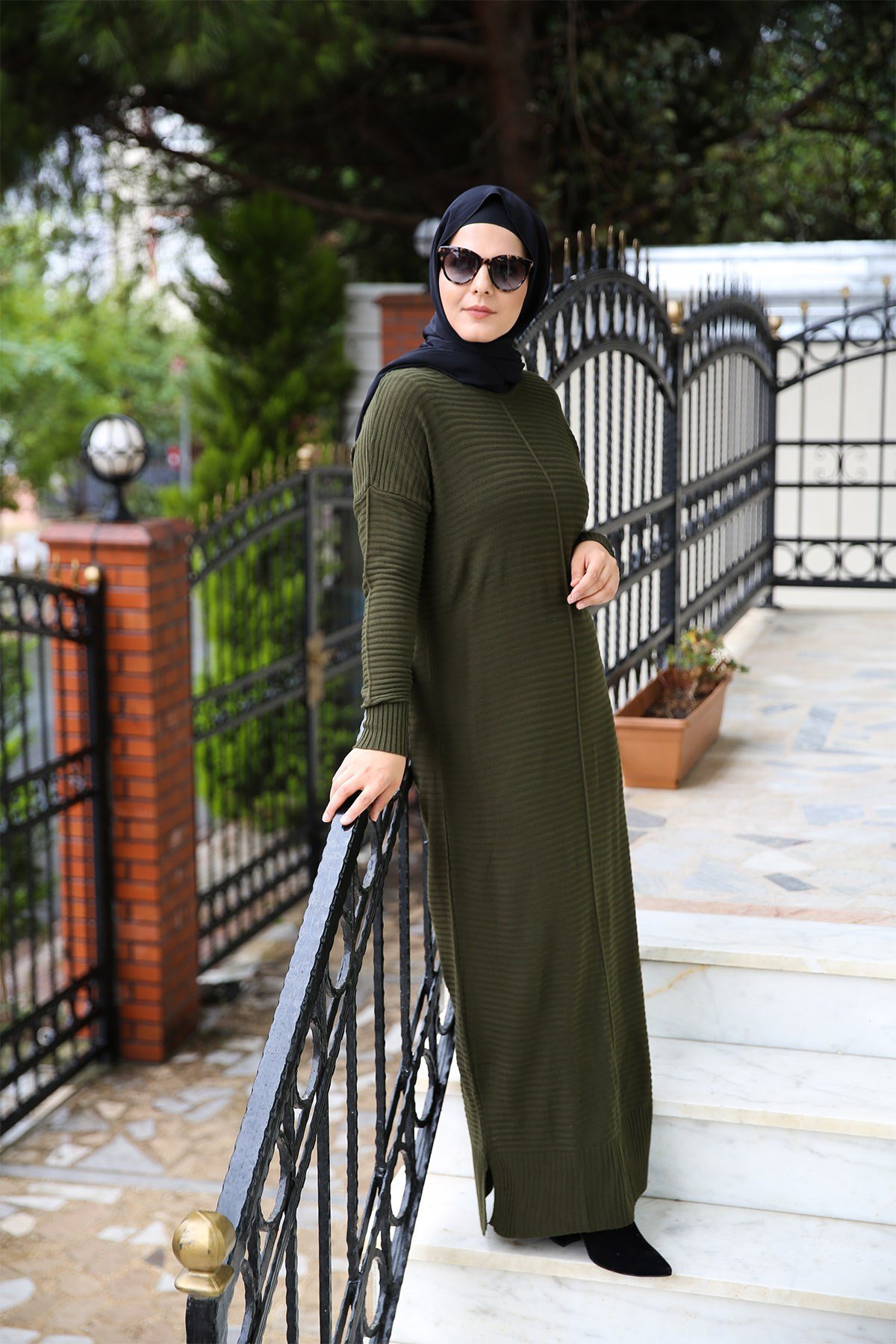 ROBE TRICOT LONGUE KAKI DILEK YAMAKOGLU