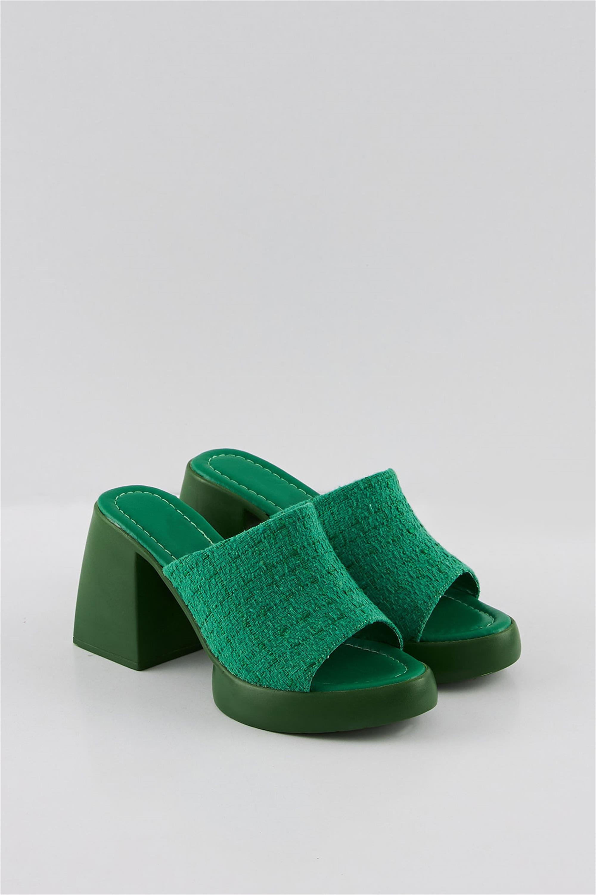Şator Yeşil Burnu Açık Yazlık Rahat Topuklu Kadın Sandalet Terlik
