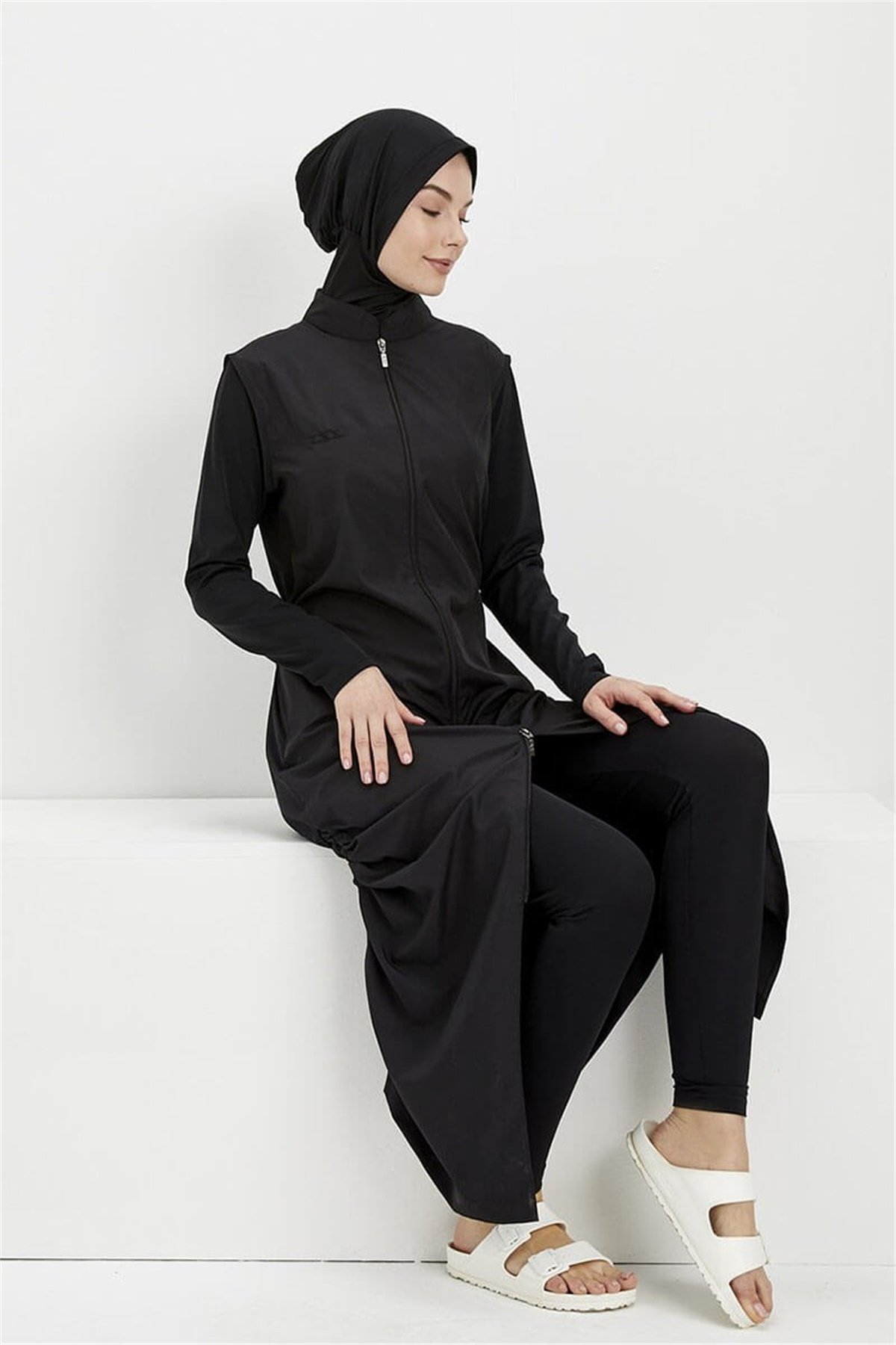 Hasema 6021-132, Long and Black Full Hijab Hasema Sine