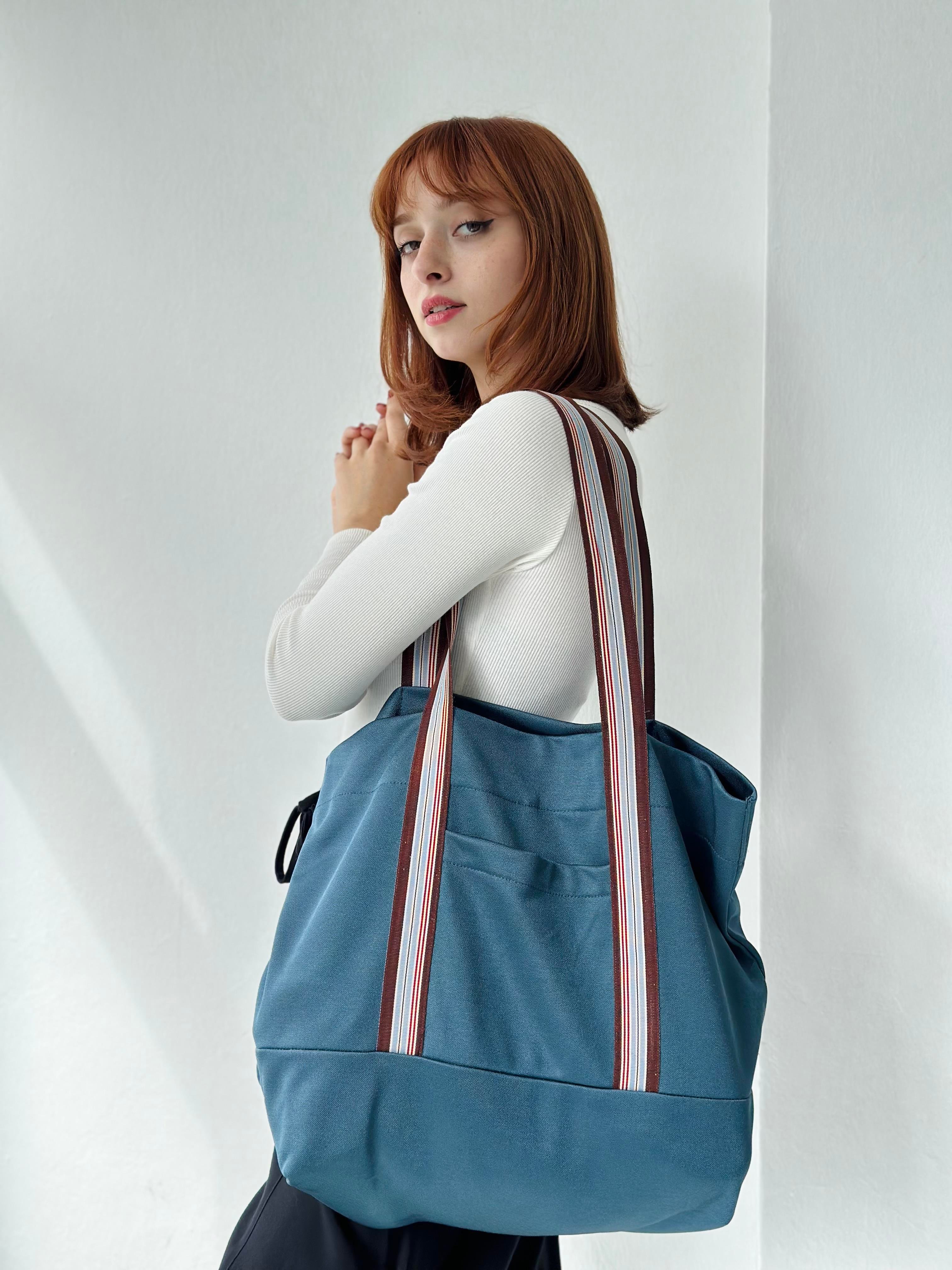 Retrobird Tasarım Parlak Yüzeyli Retro Desen Askılıklı Tote Kadın İndigo  Çanta Shopping Bag | Retrobird