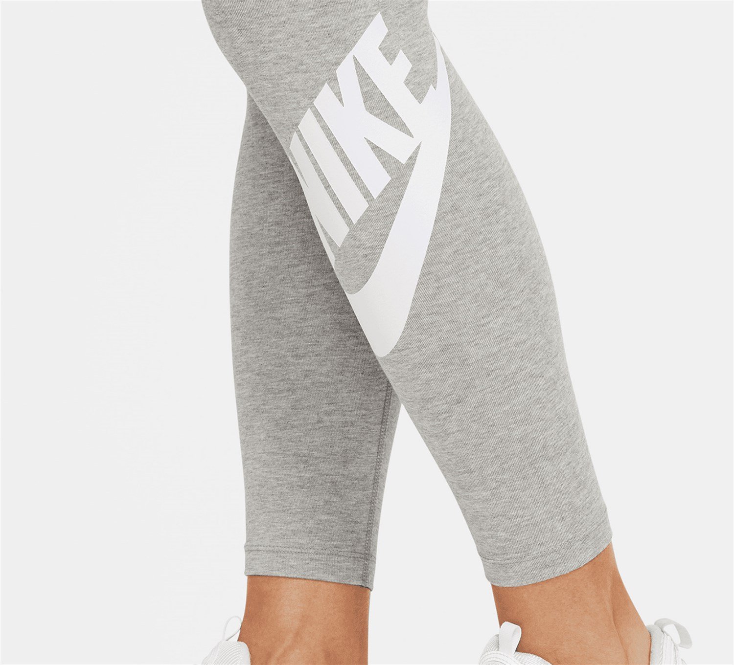 Nike Sportswear Essential Yüksek Belli Kadın Tayt CZ8528-063