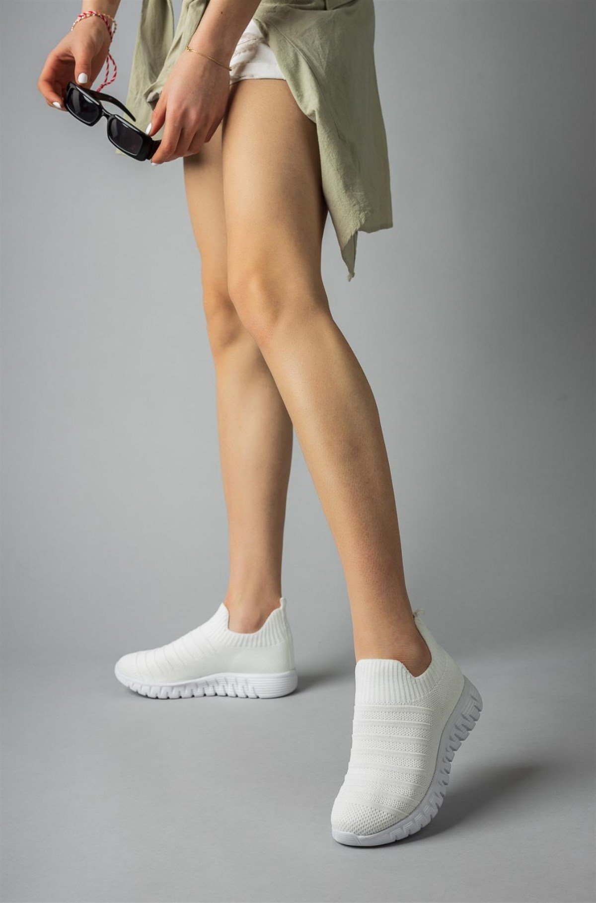 Bağcıksız Beyaz Triko Kadın Spor Ayakkabı