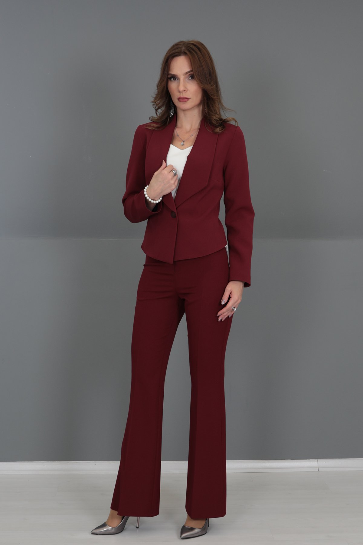 Mini Ceket & İspanyol Paça Pantolon Takım-Bordo - Önder Özsoy | Ofis Giyim  | Yeni Sezon