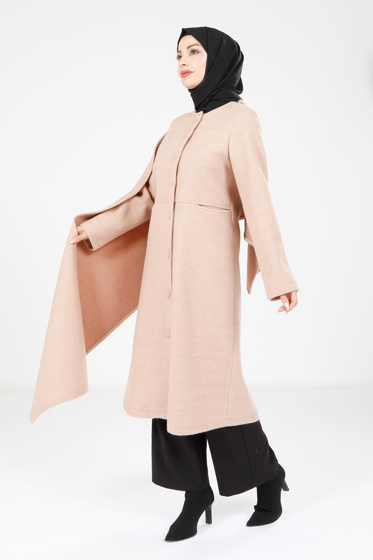 Beyza-Beyza Cepli ve Düğmeli Camel Renk Şallı Kaban 9063