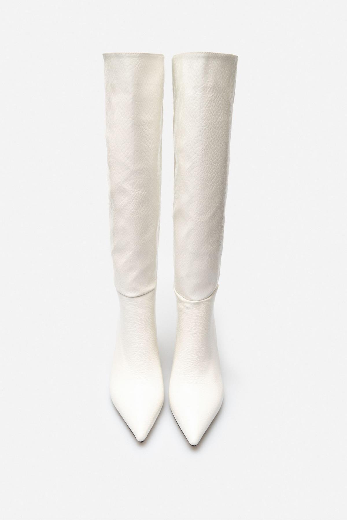 Briar Beyaz Desenli Rugan Sivri Burun Kadın Topuklu Çizme