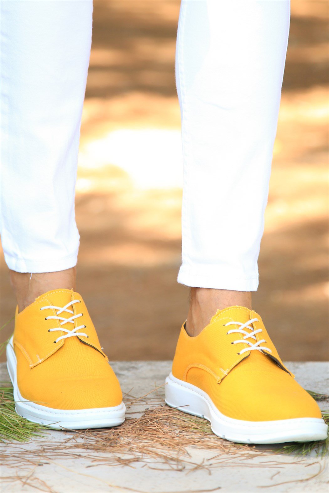 Kalın Tabanlı Sarı Günlük Ayakkabı Klass Kombin