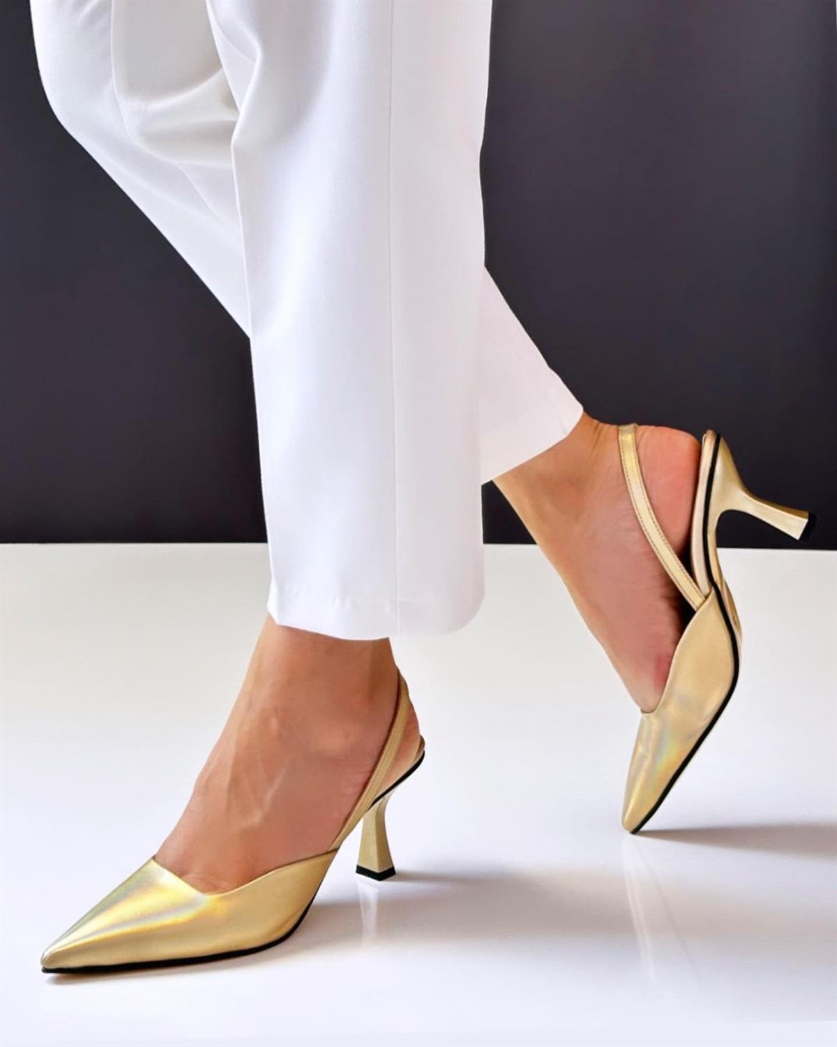 Laza Kadın Topuklu Ayakkabı - Altın Hologram