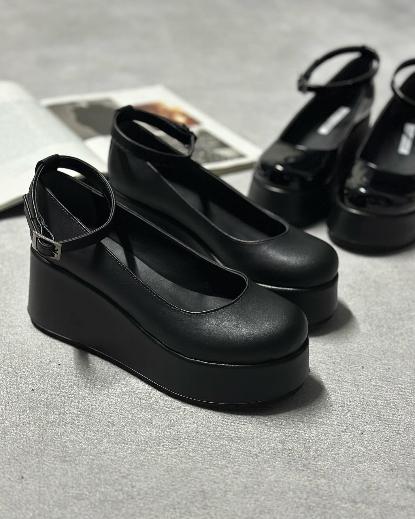 Marlenbo Platform Dolgu Topuk Bilekten Bağlamalı Kadın Ayakkabı - Siyah Cilt