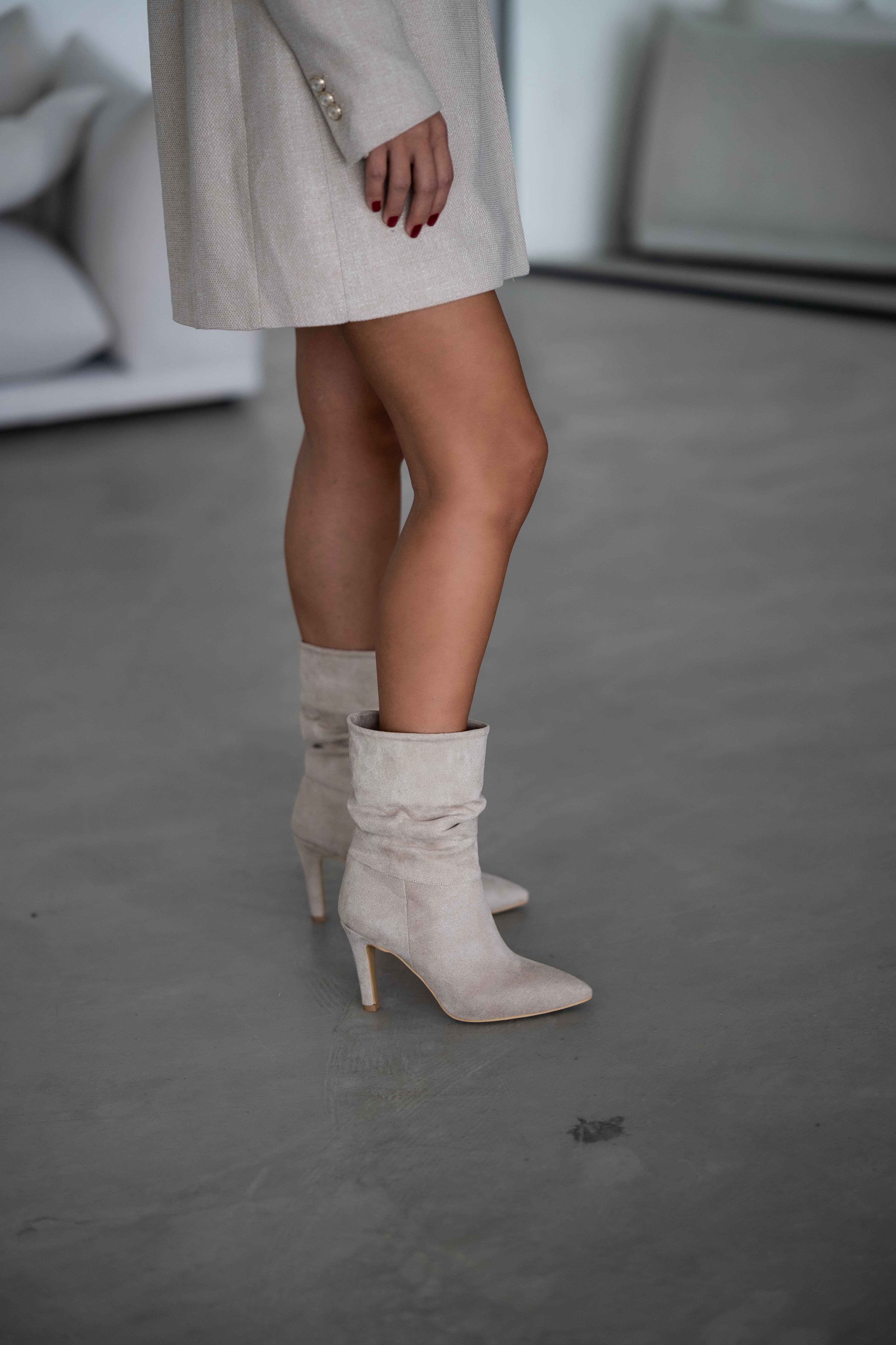 Körüklü İnce Topuklu Çizme Taba Süet Tidie Model | SOVRANA
