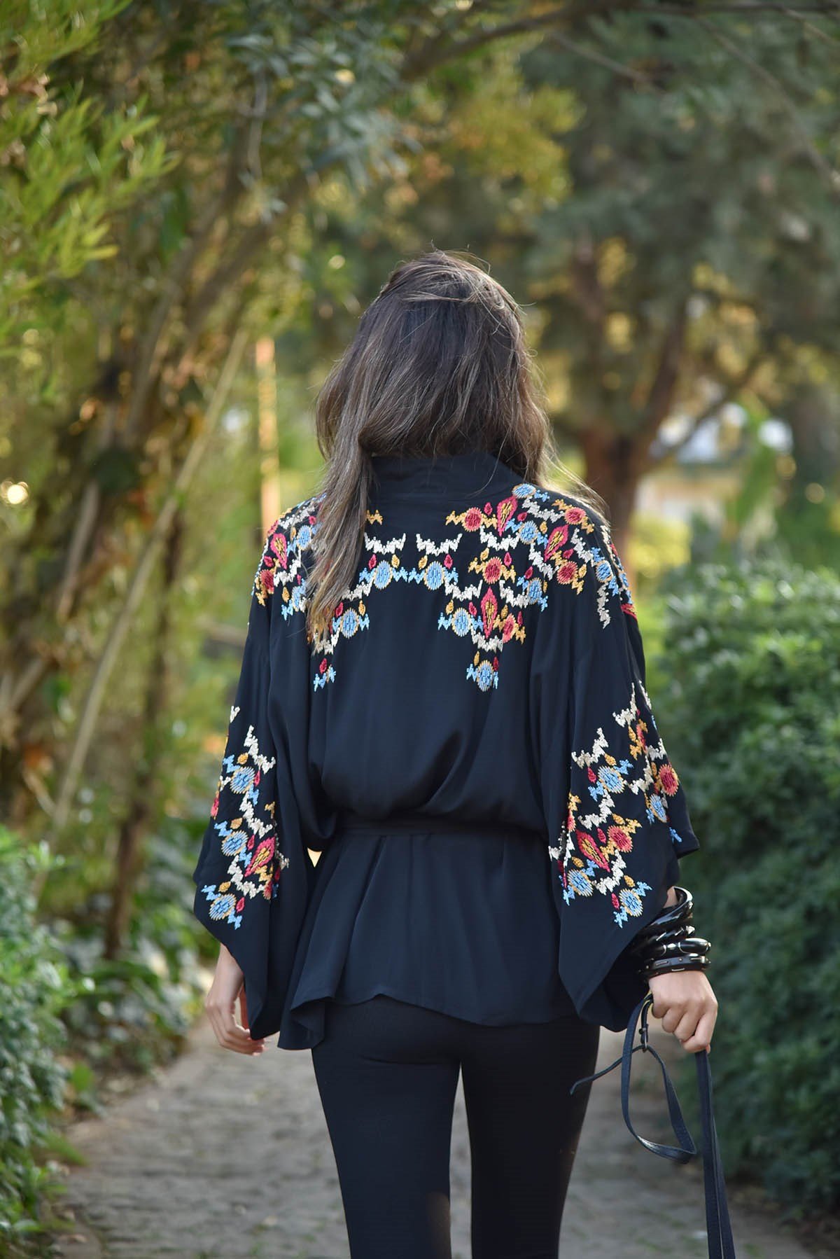 Siyah İşlemeli Kısa Kimono Bluz - Şaman Butik - Bohem Giyim ve Aksesuar |  Kadın & Erkek