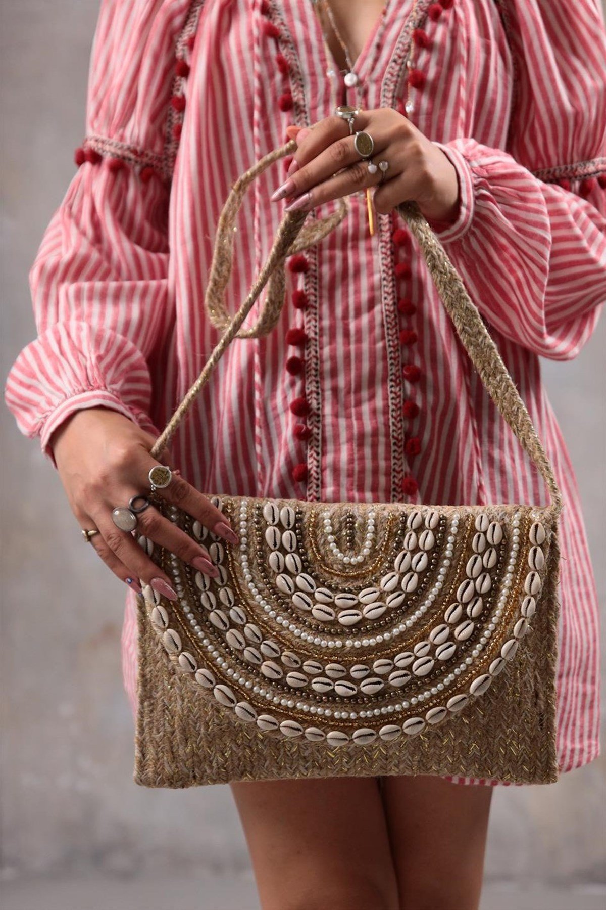 Boncuk ve Denizkabuğu İşlemeli Hasır Çanta - Şaman Butik - Bohem Giyim ve  Aksesuar | Kadın & Erkek
