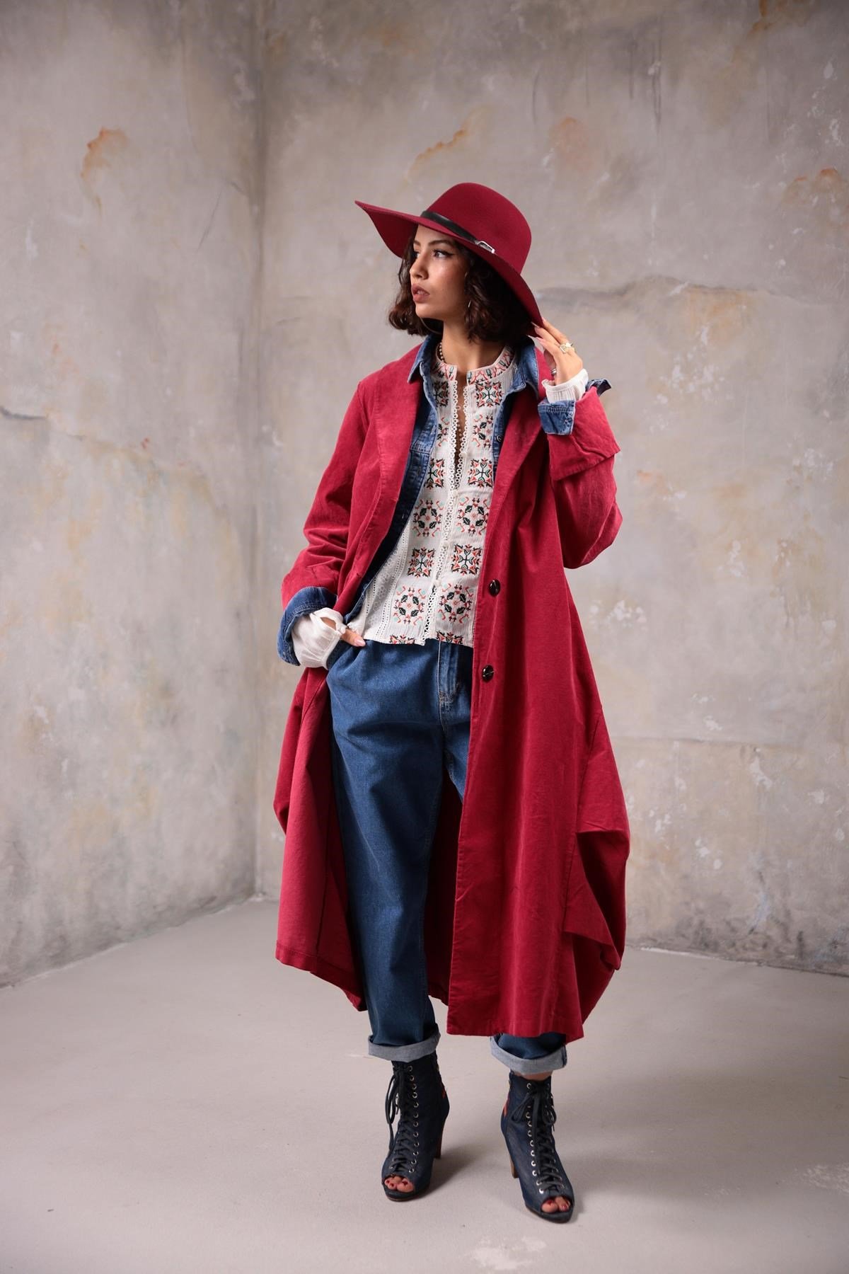 Kırmızı İnce Kadife Ceket - Şaman Butik - Bohem Giyim ve Aksesuar | Kadın &  Erkek