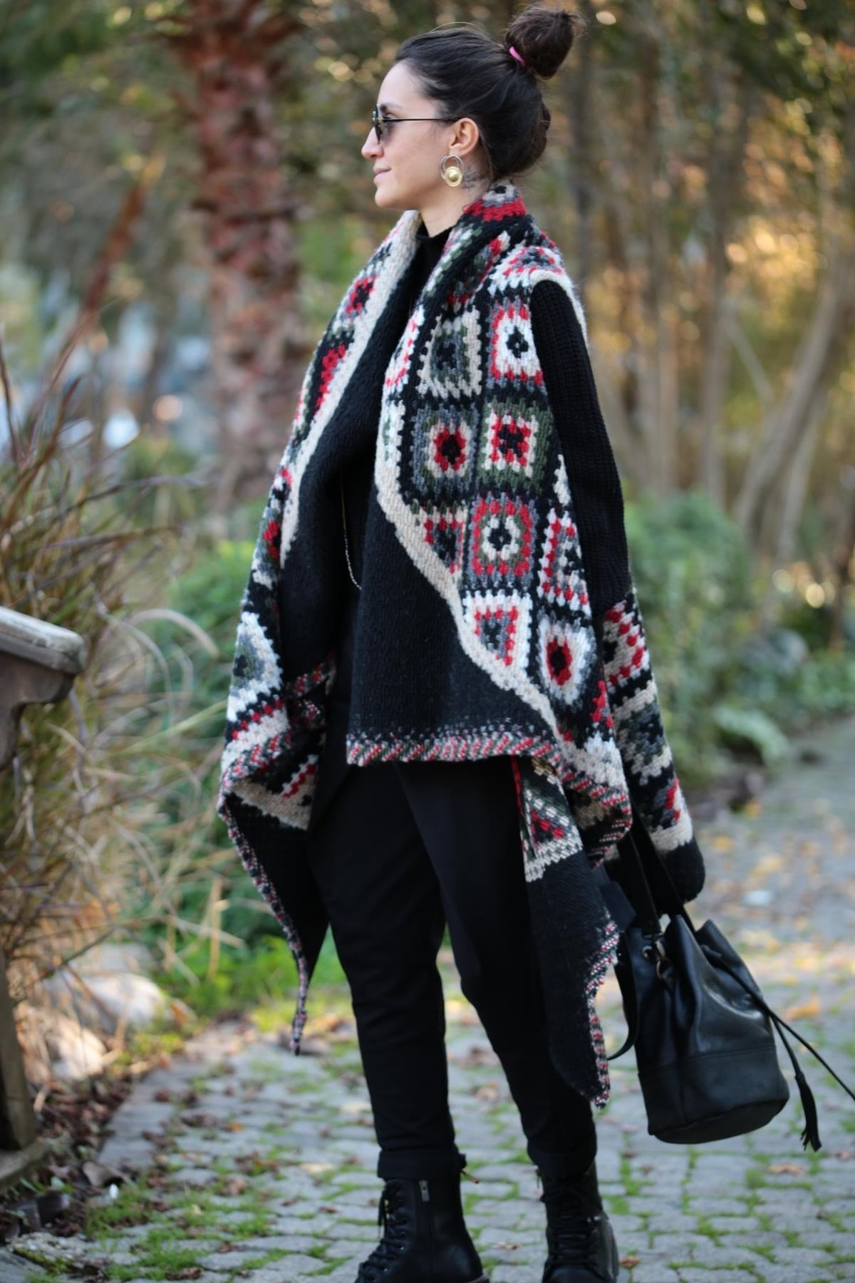 Siyah Kilim Desenli Keçe Yelek - Şaman Butik - Bohem Giyim ve Aksesuar |  Kadın & Erkek