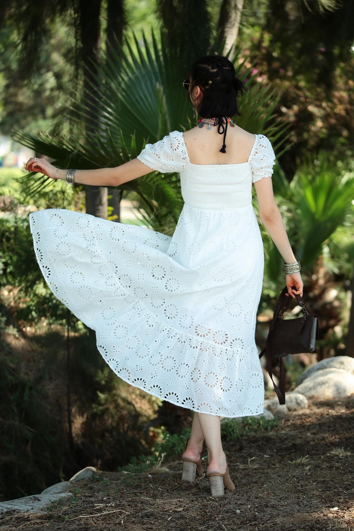 Beyaz Güpür Detay Balon Kol Elbise - Şaman Butik - Bohem Giyim ve Aksesuar  | Kadın & Erkek
