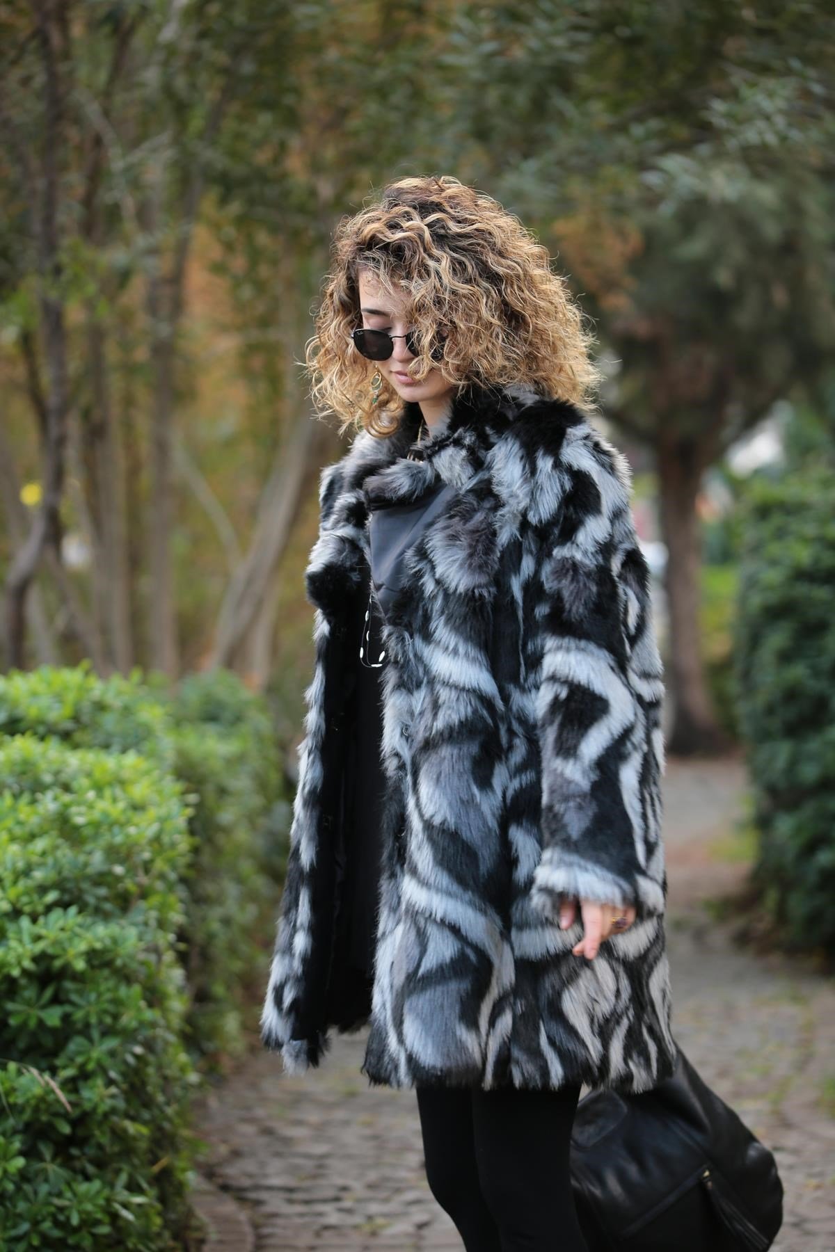 Black Leopard Pattern Fur Topcoat - Saman Butik | Shop Online