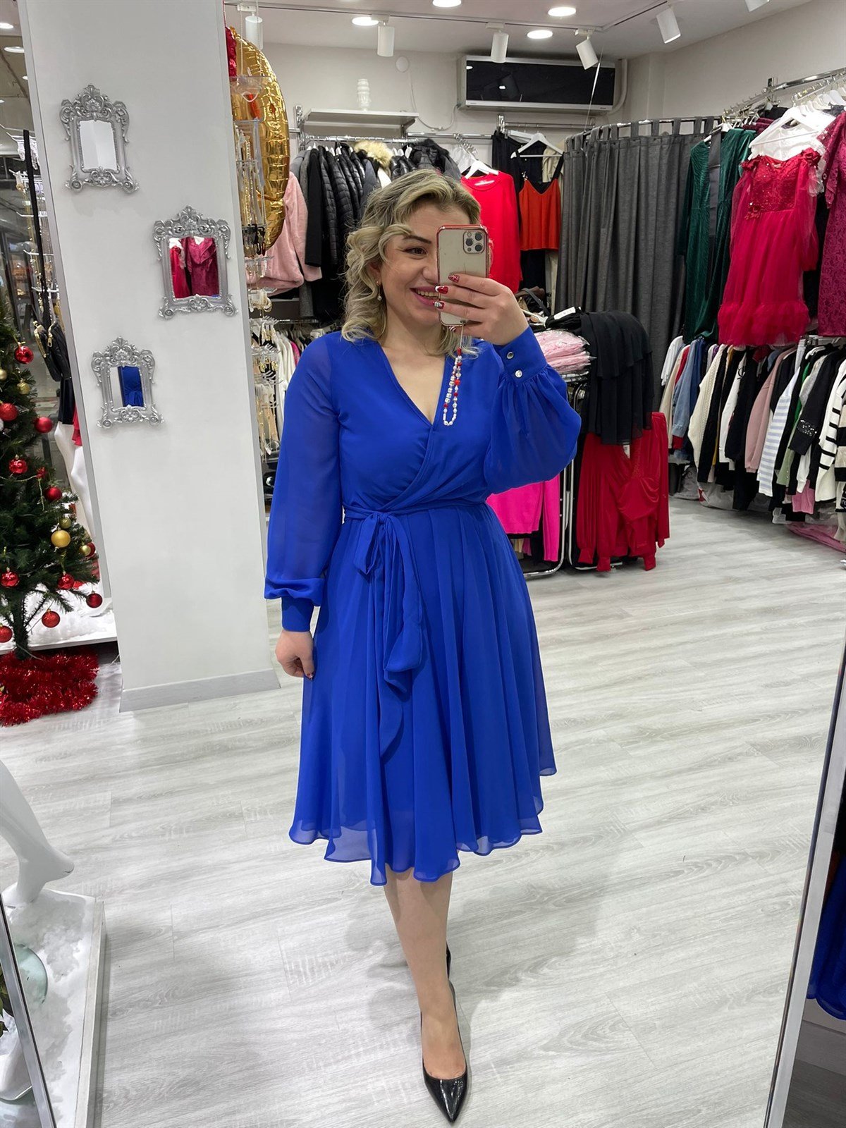 Kadın Kravuze Yaka Beli Lastikli Etekleri Asimetrik Kesim Uzun Kollu Saks Mavisi  Elbise