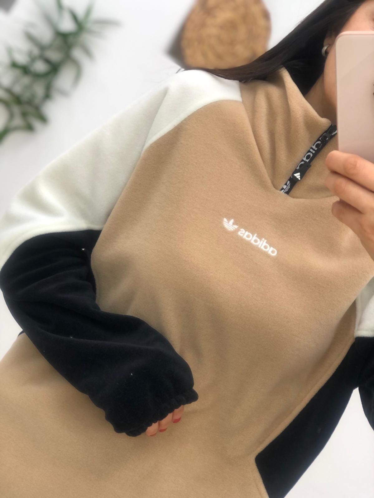 Yakas Fermuarl Sweatshirt Bej Siyah