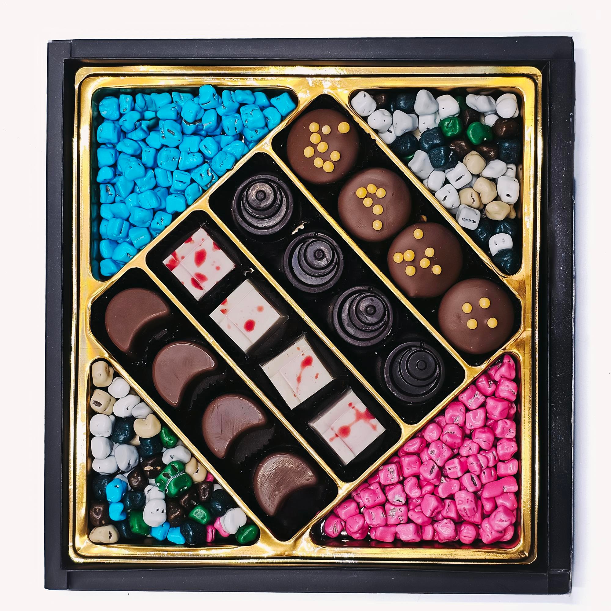 Karışık Spesiyal Çikolata ve Draje Kutusu 16'lı - Nin Çikolata