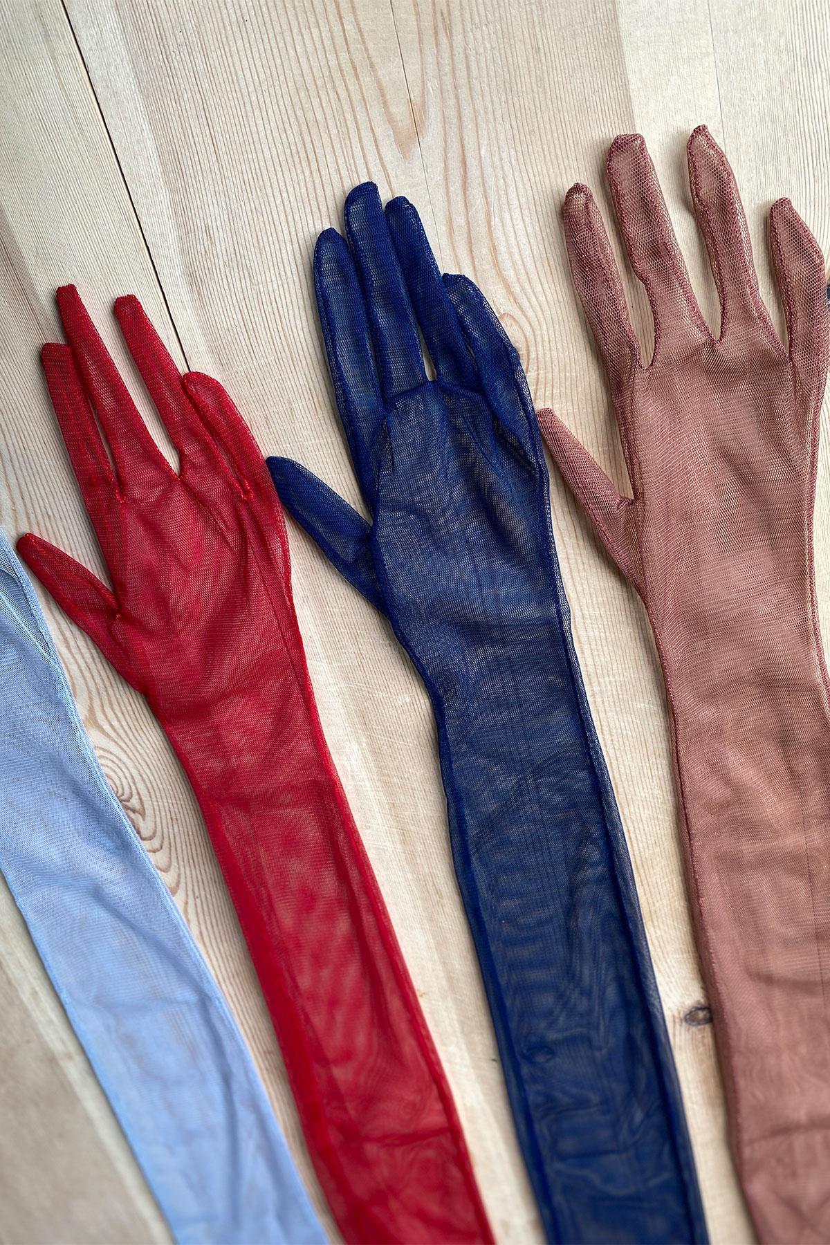 Rus tiliga tarjima qilingan erotik filmlarni tomosha qiling Qizning hojatxonasida parda pornosini onlayn tomosha qiling