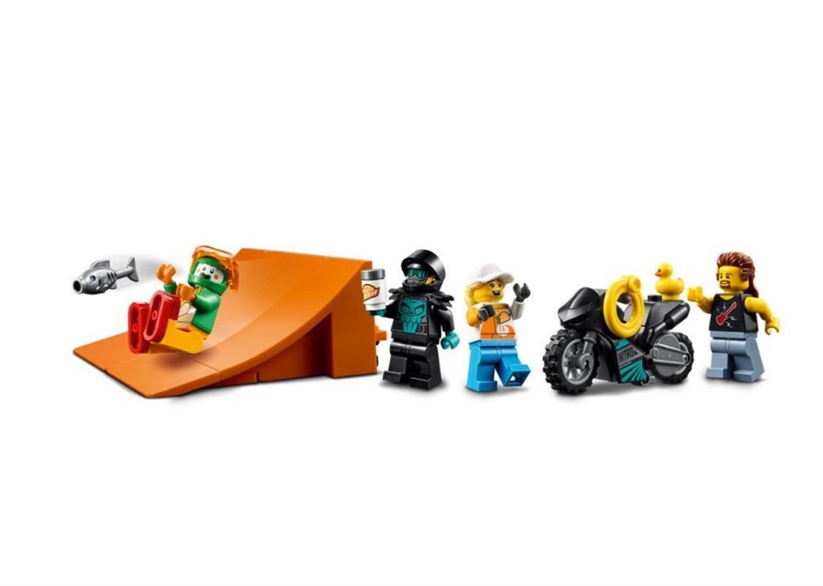 Lego City Gösteri Kamyonu 60294 - Toysall
