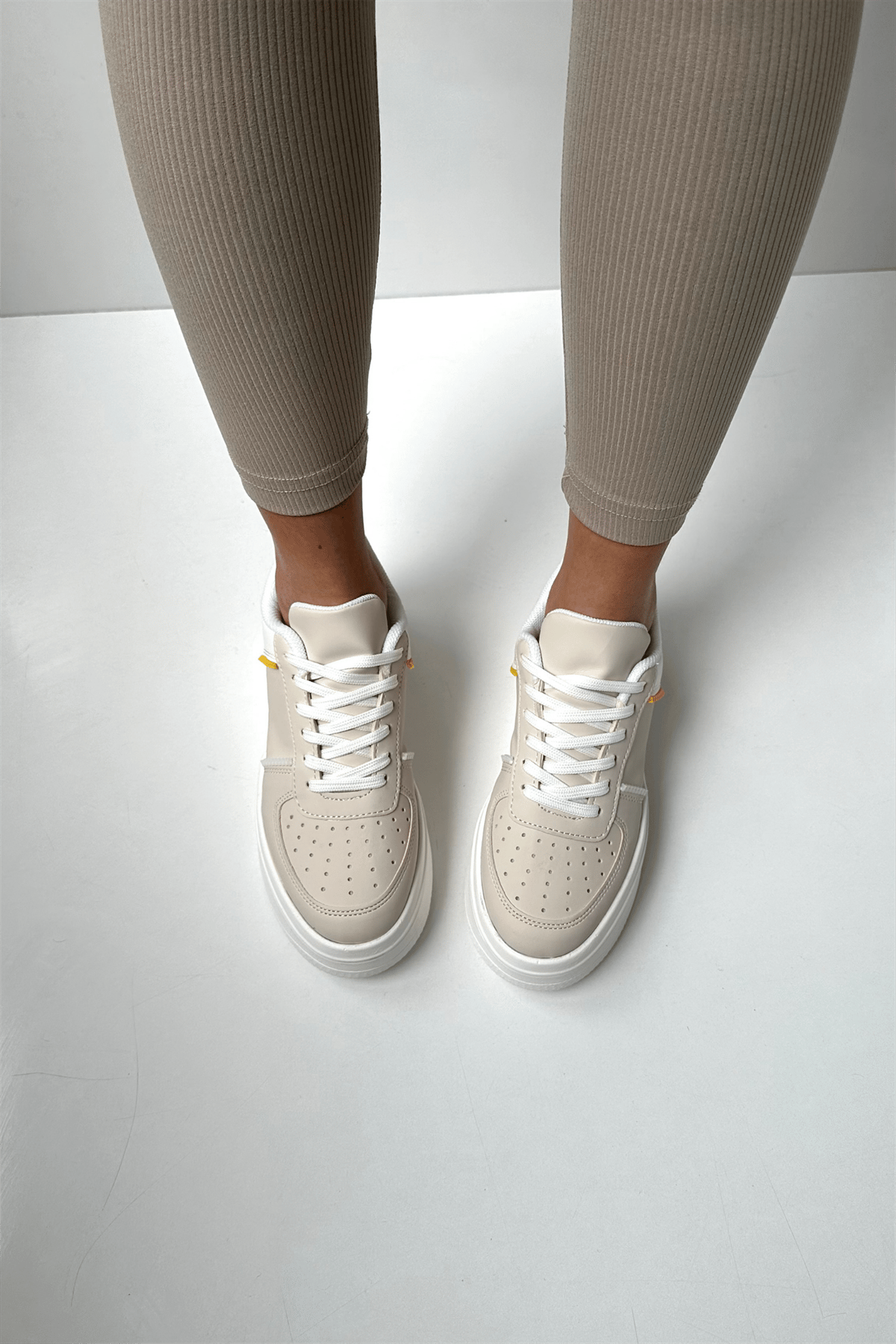 Nike air force 1 sage top low kadın sarı spor ayakkabı