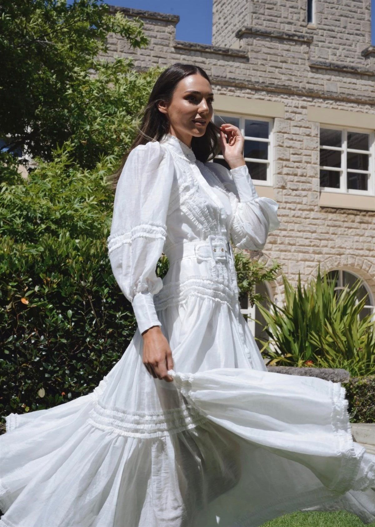 Kemerli Fırfır Detaylı Tasarım Beyaz Elbise - Deep Atelier