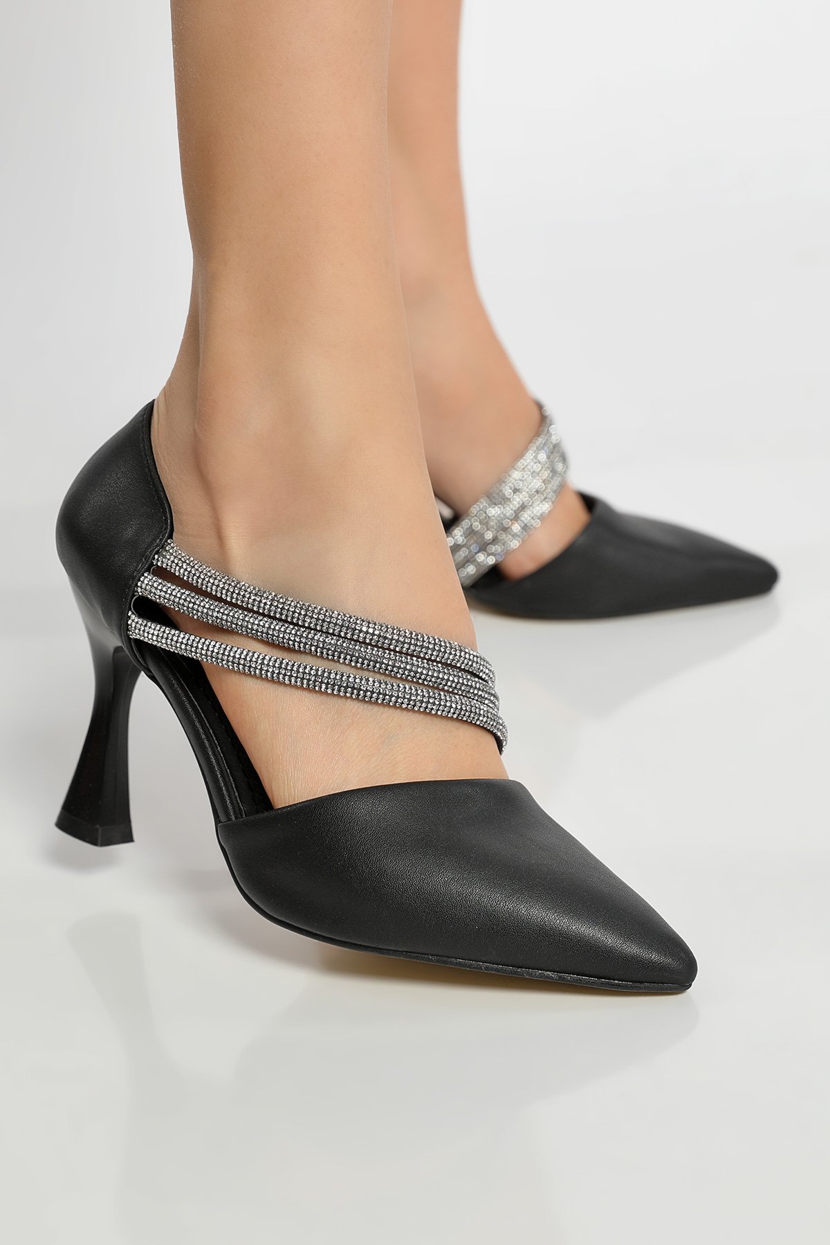 Kadın Taşlı Topuklu Ayakkabı Siyah 513576 - tozlu.com