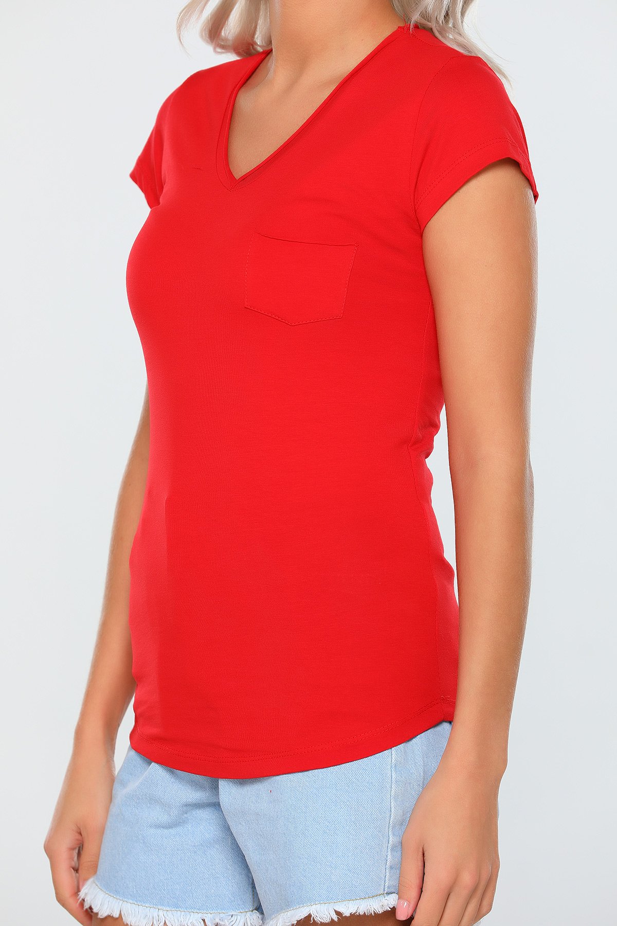 Kırmızı Kadın Likralı V Yaka Cepli Basic Body T-shirt 435089- tozlu.com