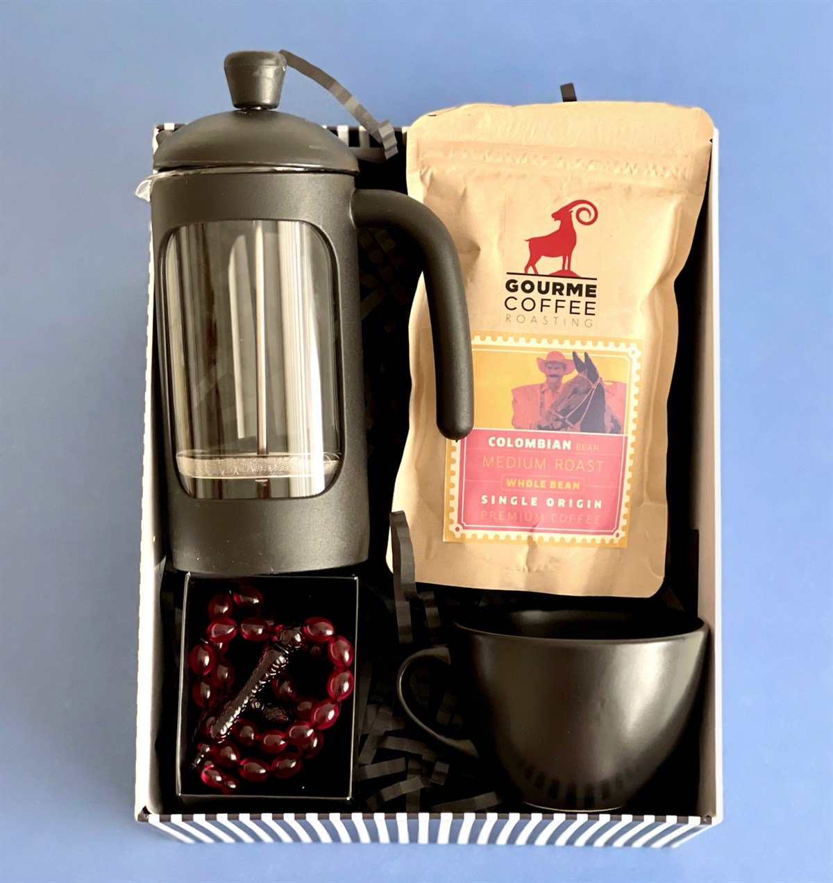 Özel Kutulu Filtre Kahve French Press Siyah Çay Fincanı Ve Kırmızı Tesbih  Babalara Özel Hediye Seti