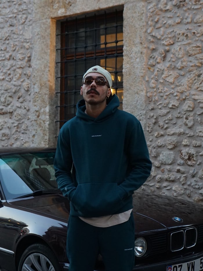 daily aesthetikz hoodie