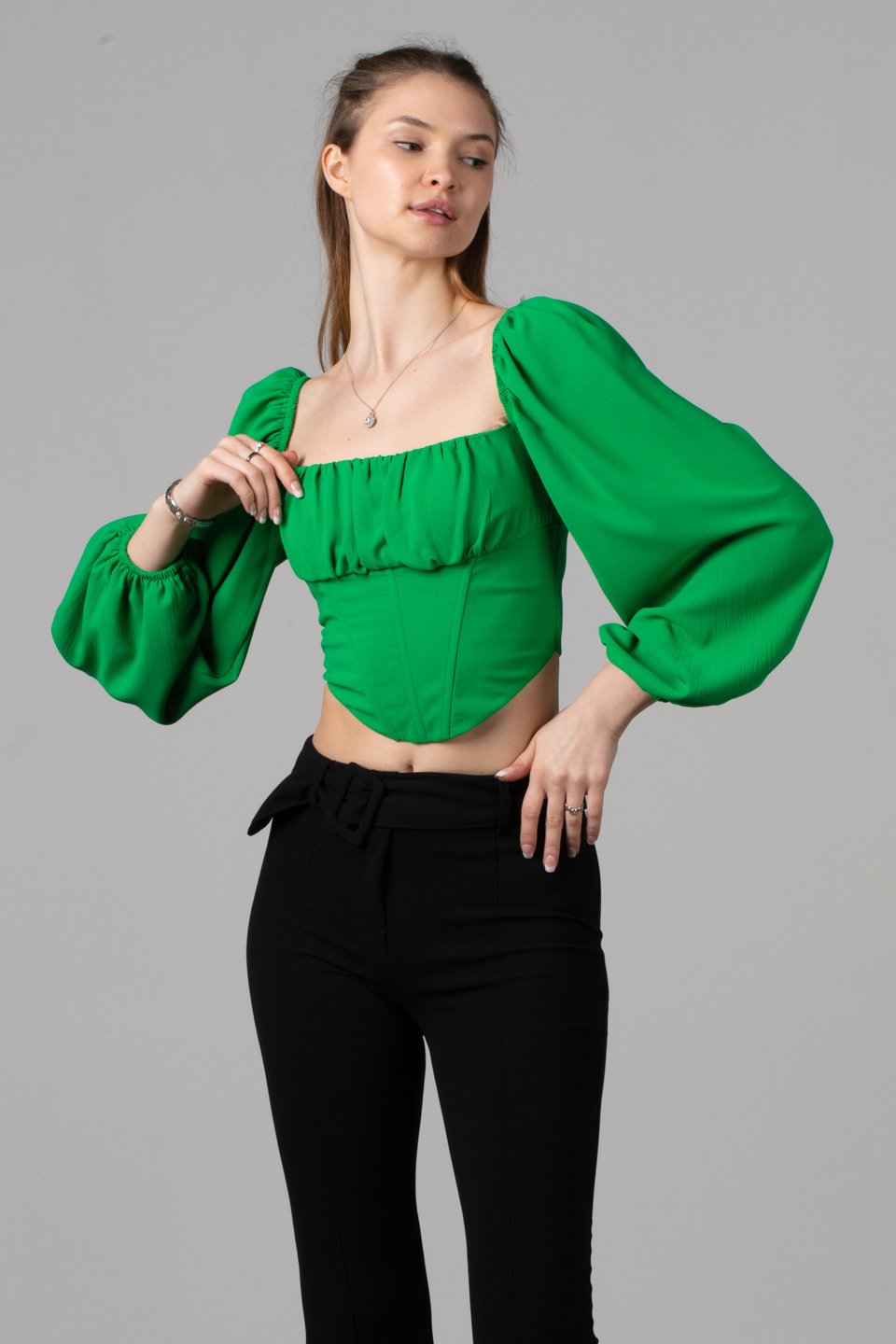 Önü Detaylı Uzun Kol Bluz - Yeşil