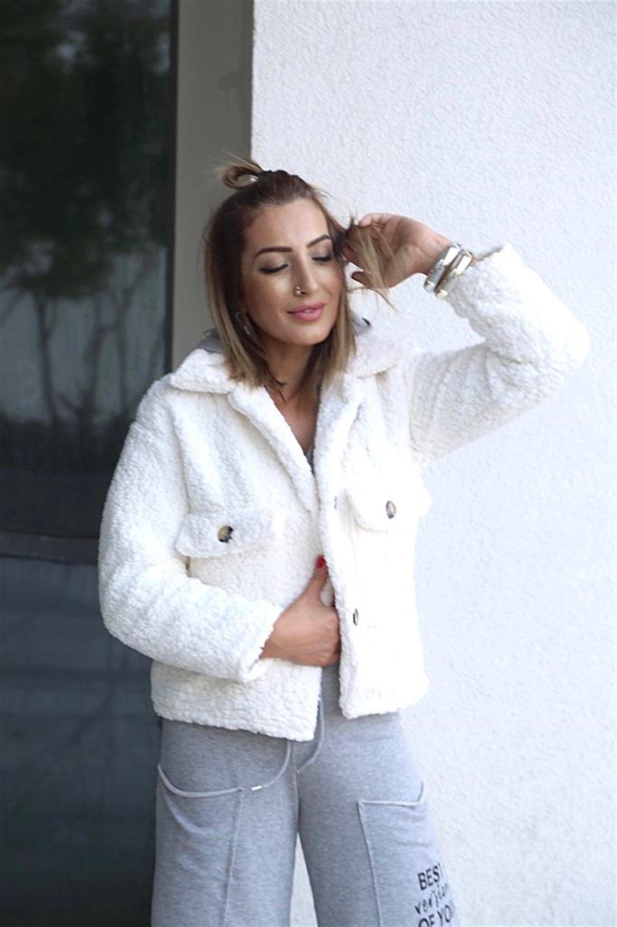 Beyaz Kısa Teddy Kaban-129,90 TL-Holla Gugu - Gamze'nin Dolabı
