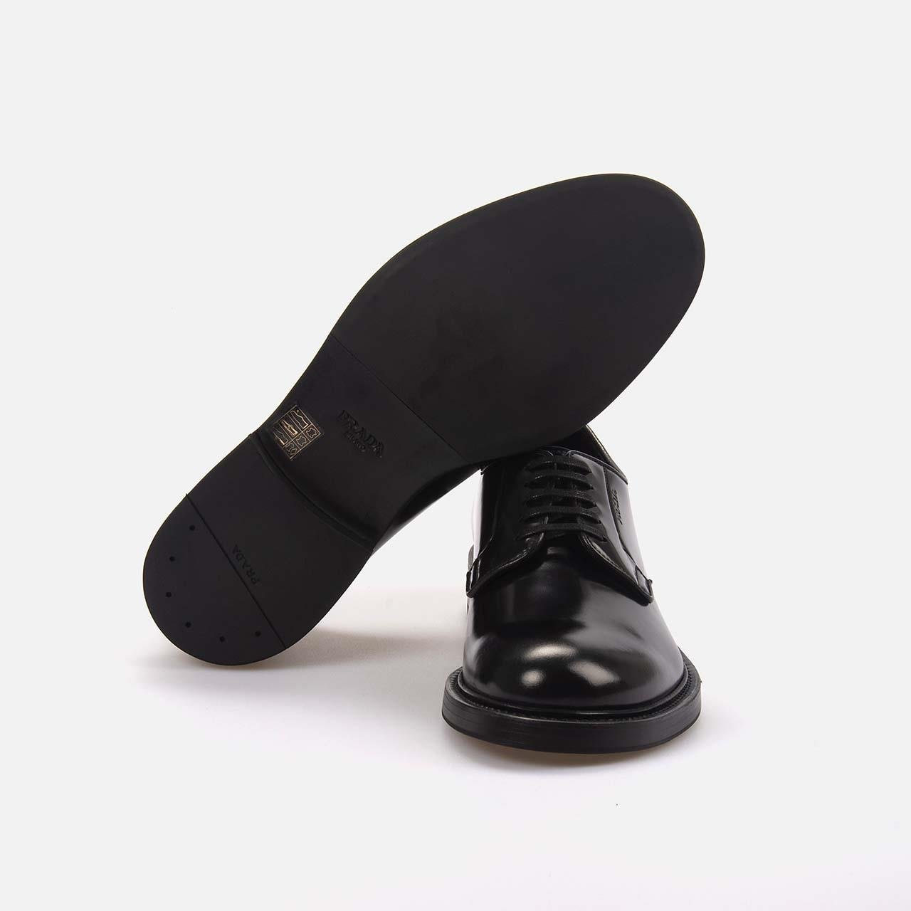 Prada hakiki deri ayakkabı Prada hakiki deri ayakkabı