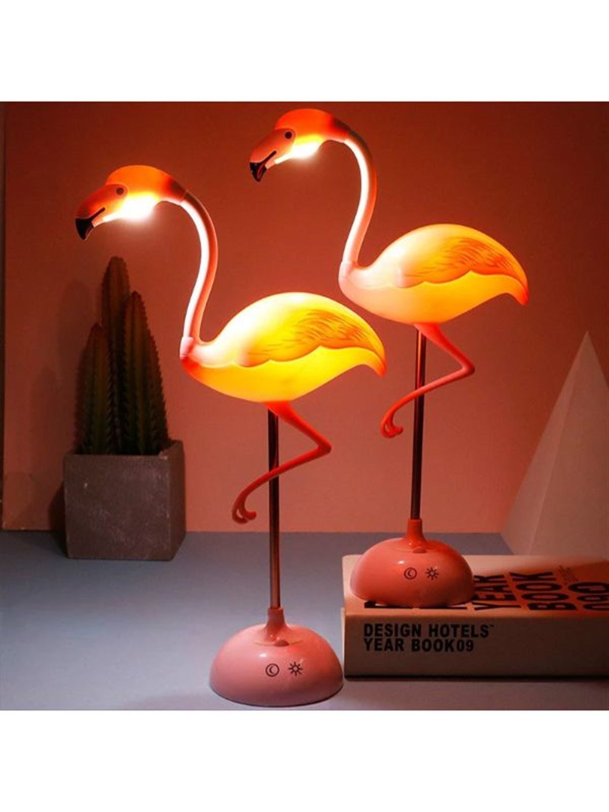 Flamingo Masa Lambası Şarjlı - Çılgın Trend Ürünleri