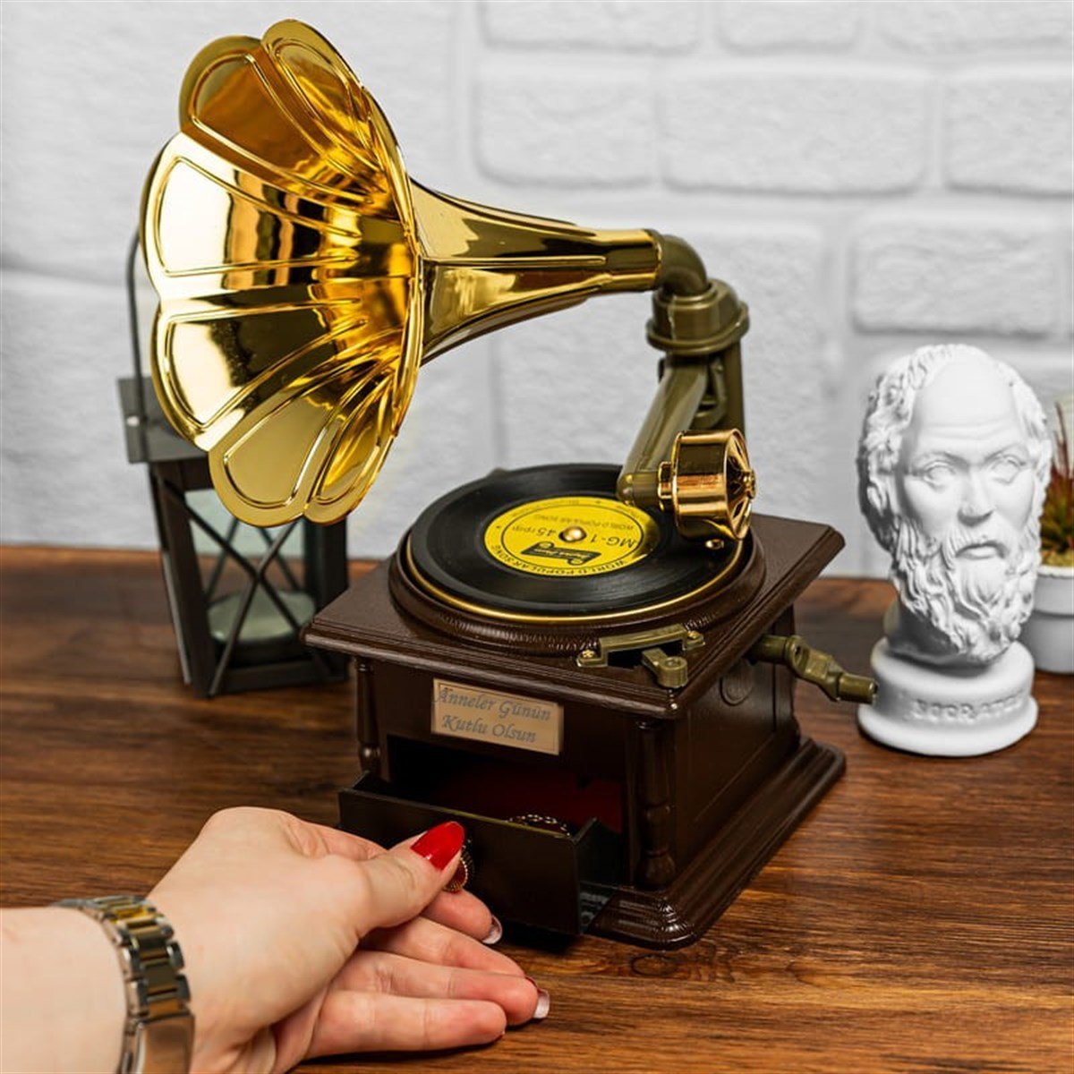Kişiye Özel Nostaljik Tasarımlı Gramafon Müzik Kutusu- Çılgın Trend Ürünleri