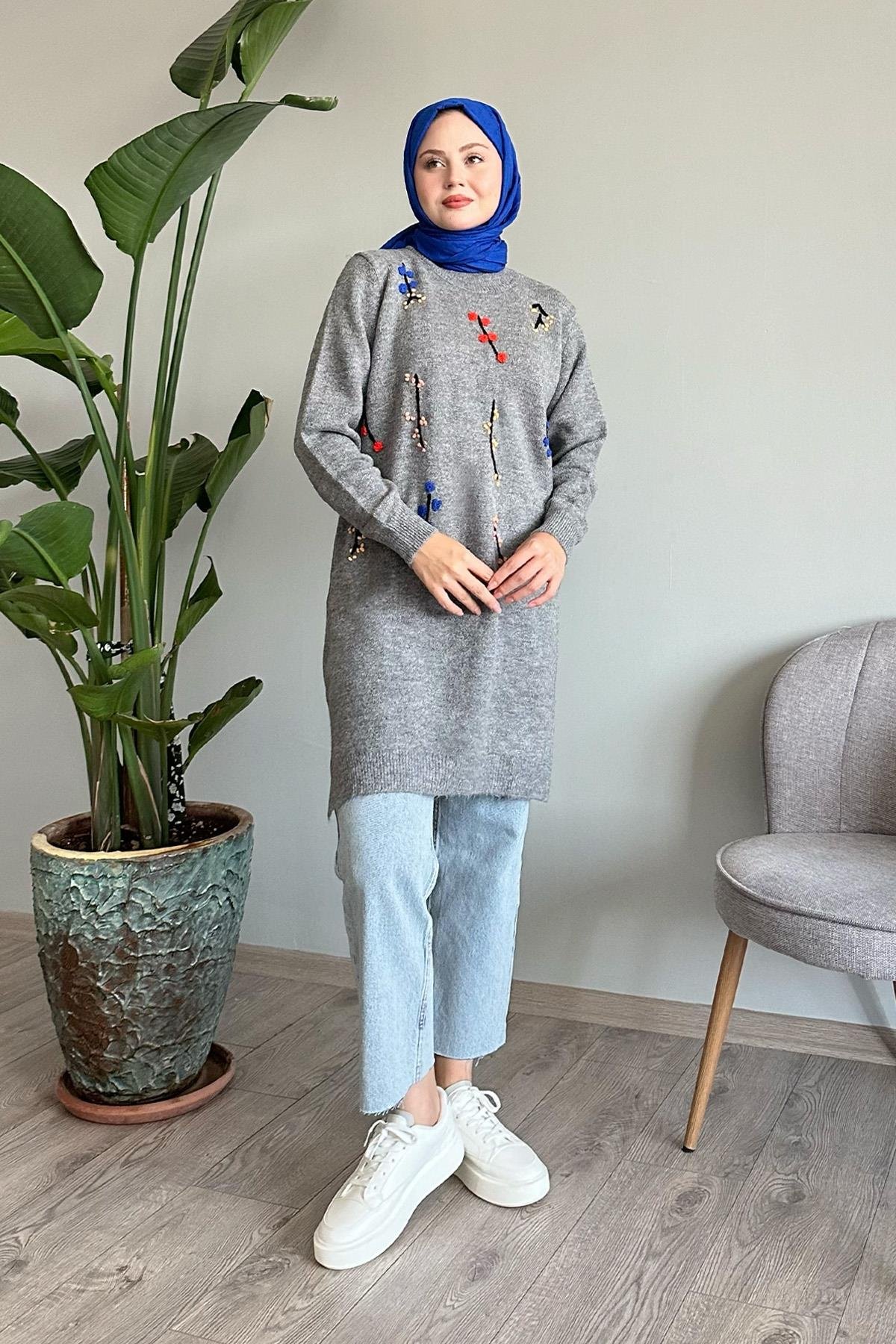 El İşi Yumoş Gri Triko Tunik