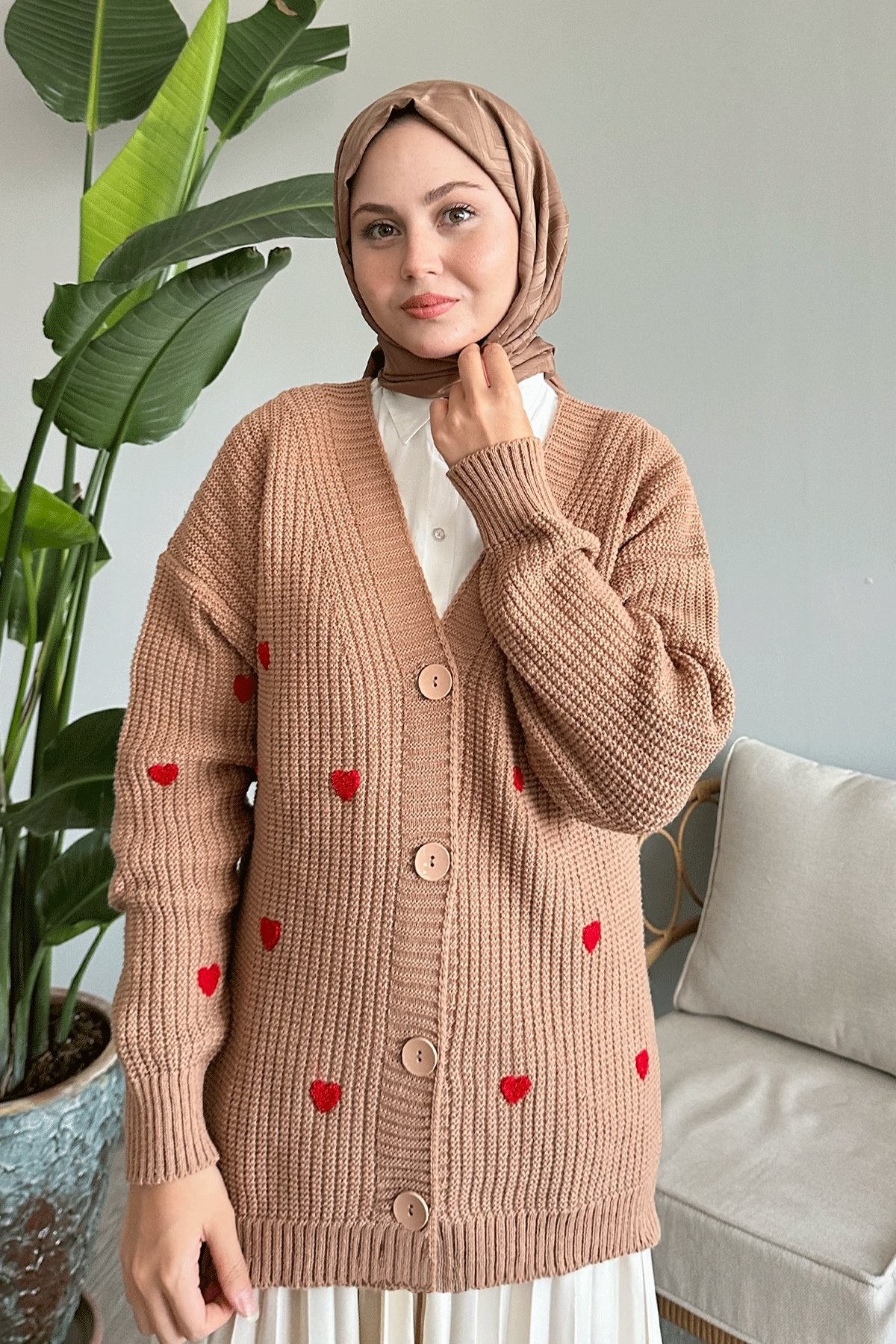 Heart Pattern Camel Knit Cardigan