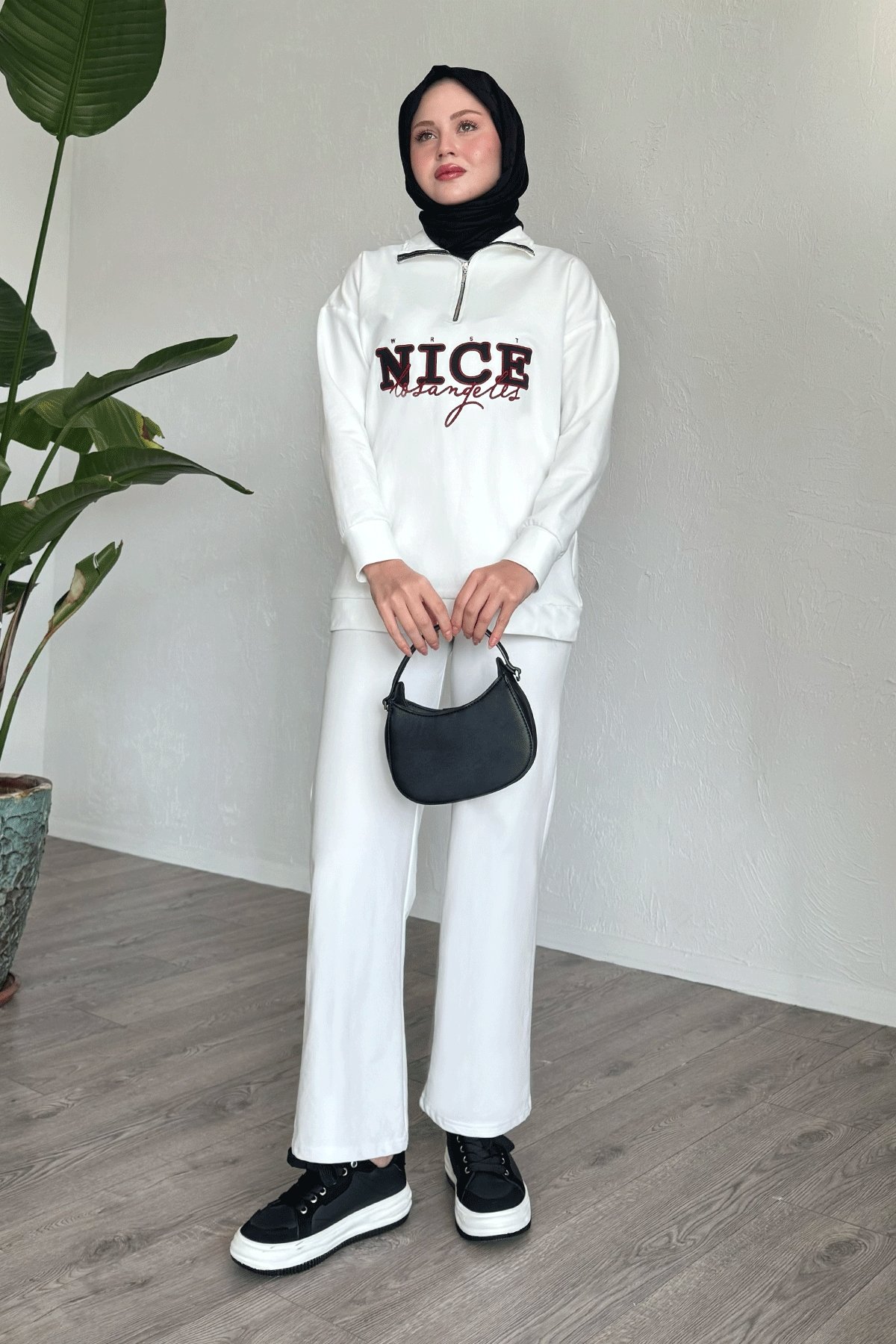 Nice Yazılı Fermuarlı Beyaz İkili Takım