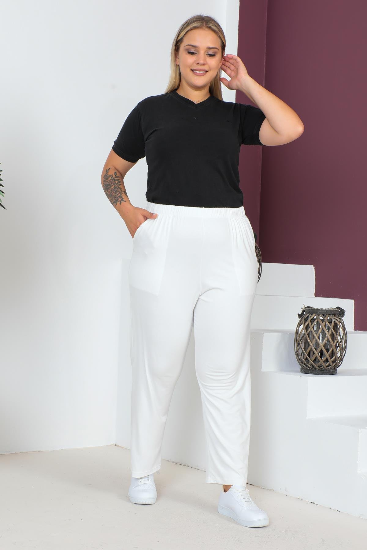 Kadın Büyük Beden Konfor Modeli Cepli Beli Lastikli Rahat Likralı Pamuklu  Bol Geniş Paça Pantolon