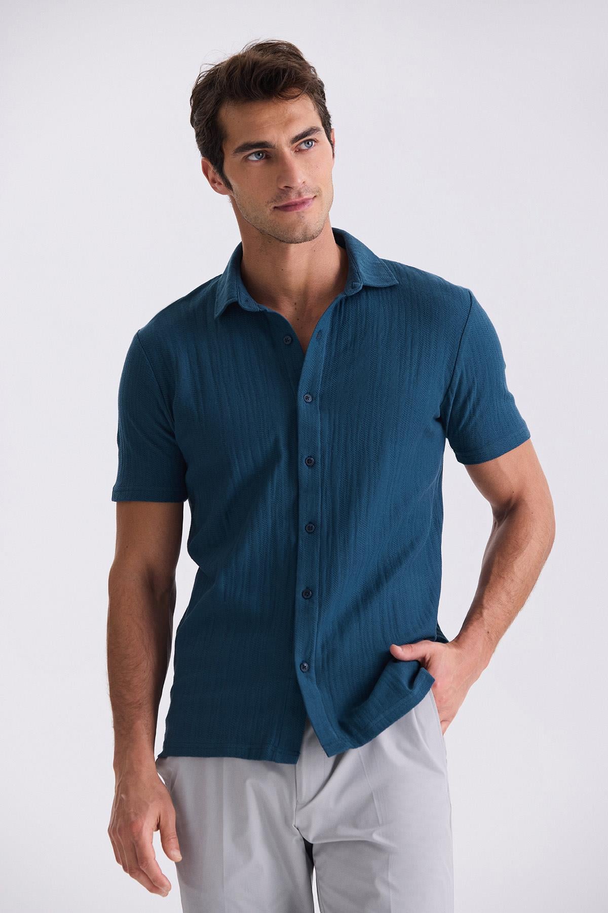 Lacivert Slim Fit Düğmeli Gömlek Yaka T-Shirt JK39SF07M011_002