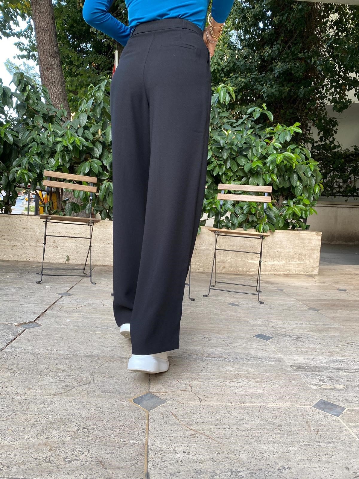 Siyah Yüksek Bel Geniş Paça Kumaş Pantolon - Bolesa Suadiye