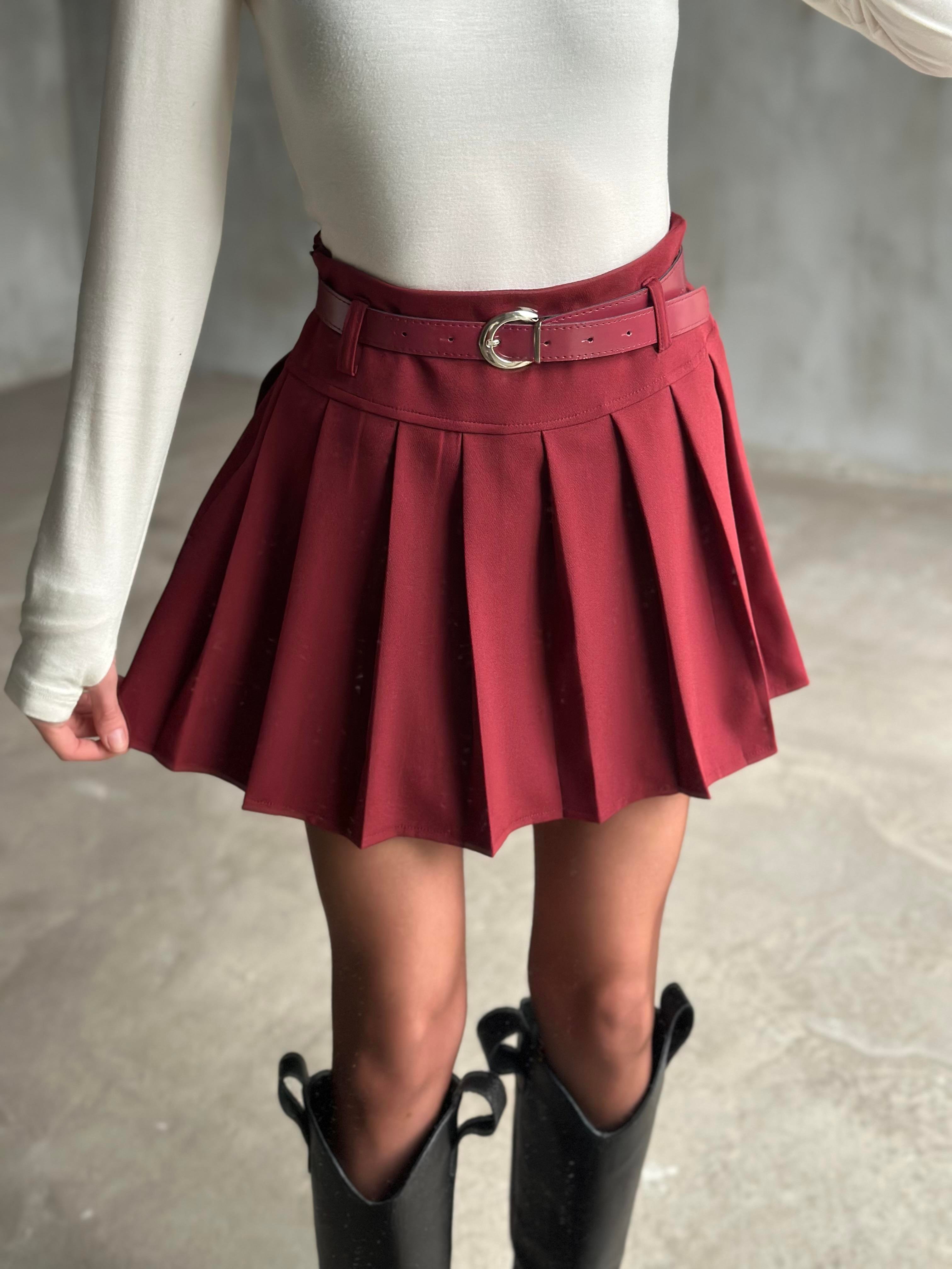 Piliseli Kemerli Mini Etek - Bordo