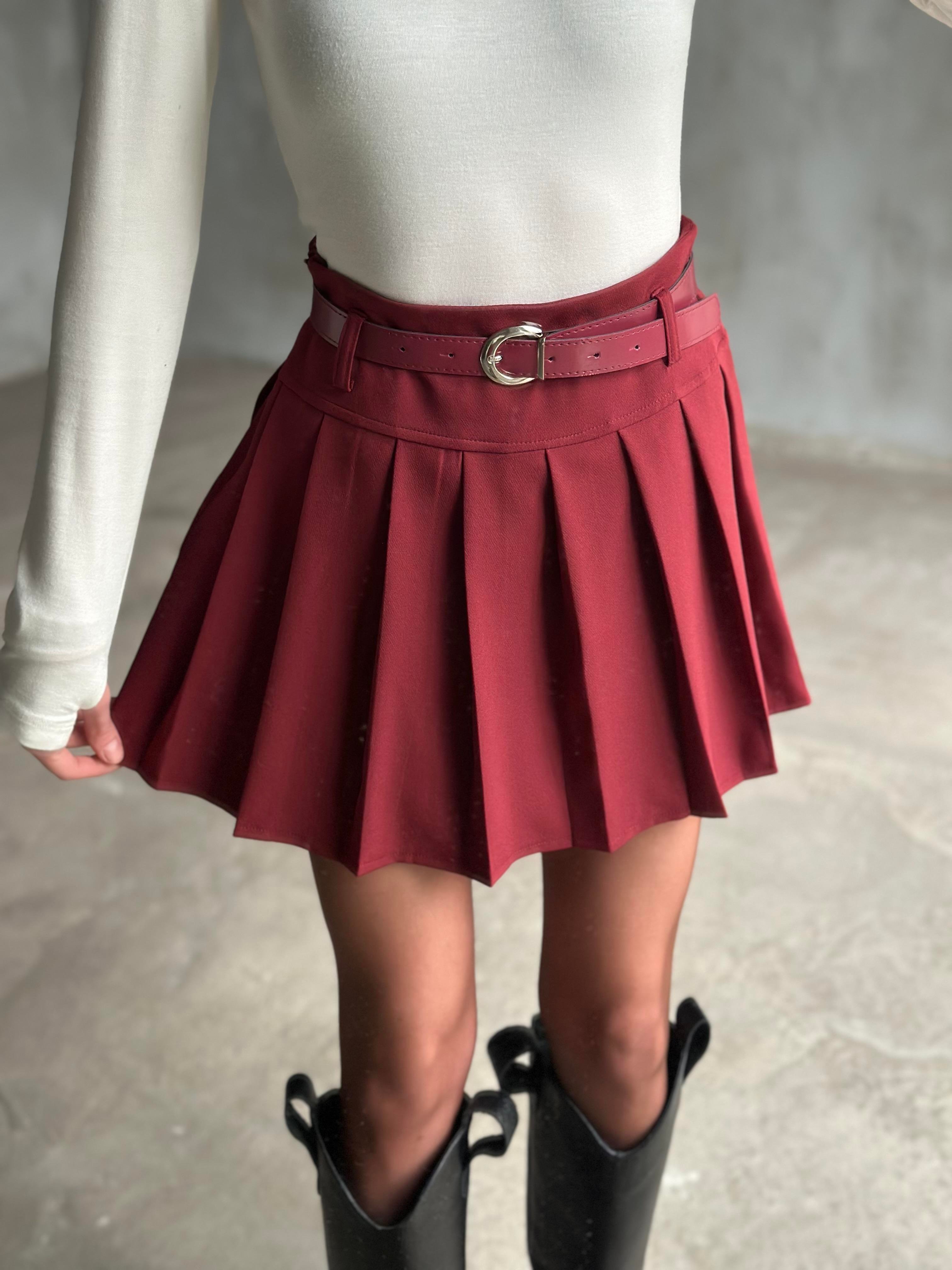 Piliseli Kemerli Mini Etek - Bordo