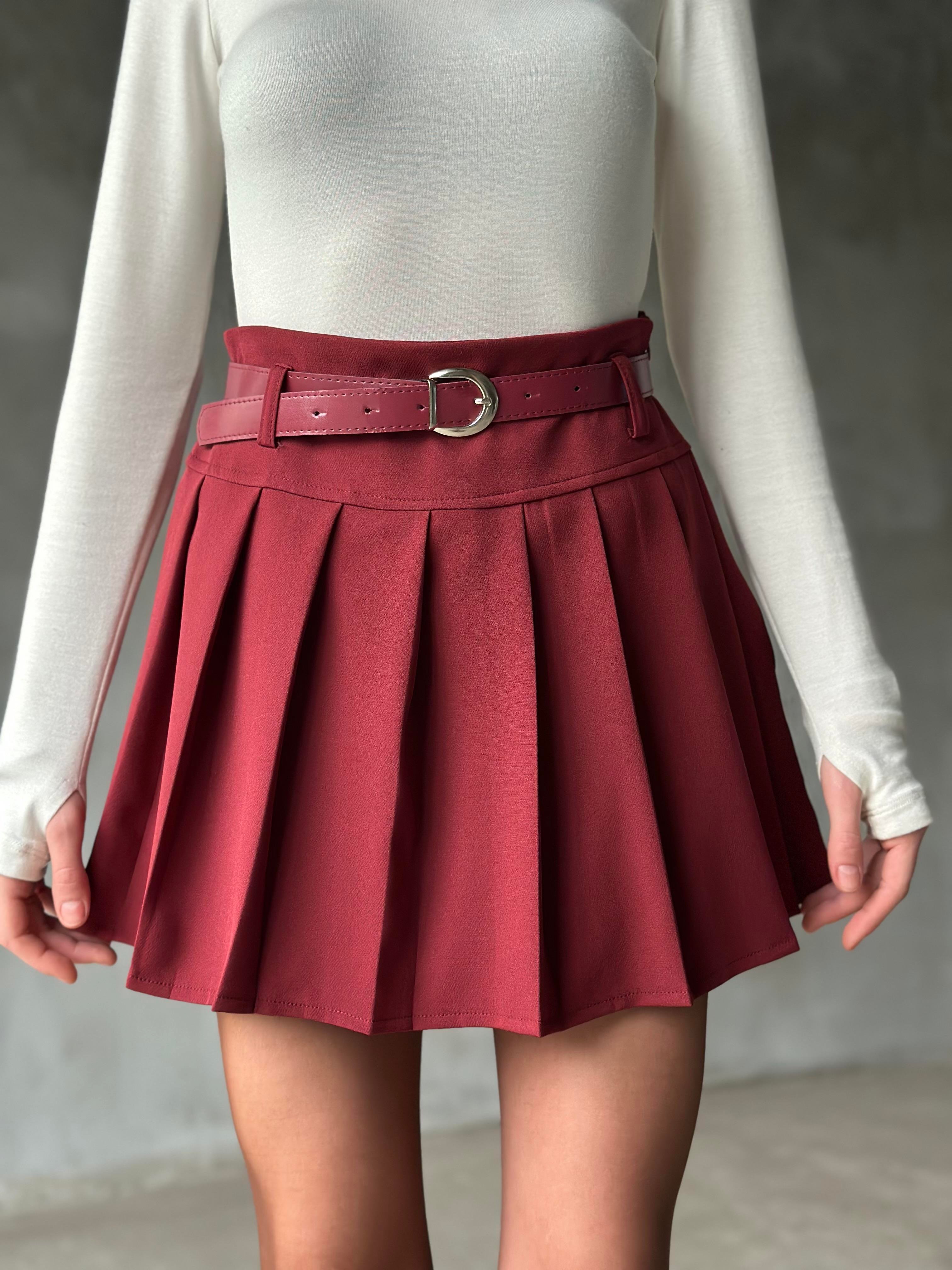 Piliseli Kemerli Mini Etek - Bordo