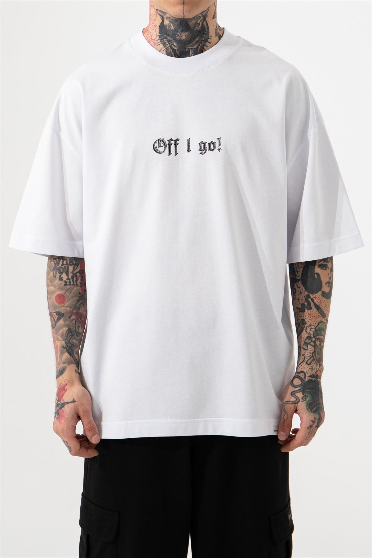 Erkek Off I Go! Baskılı Oversize Beyaz Tişört | Machinist