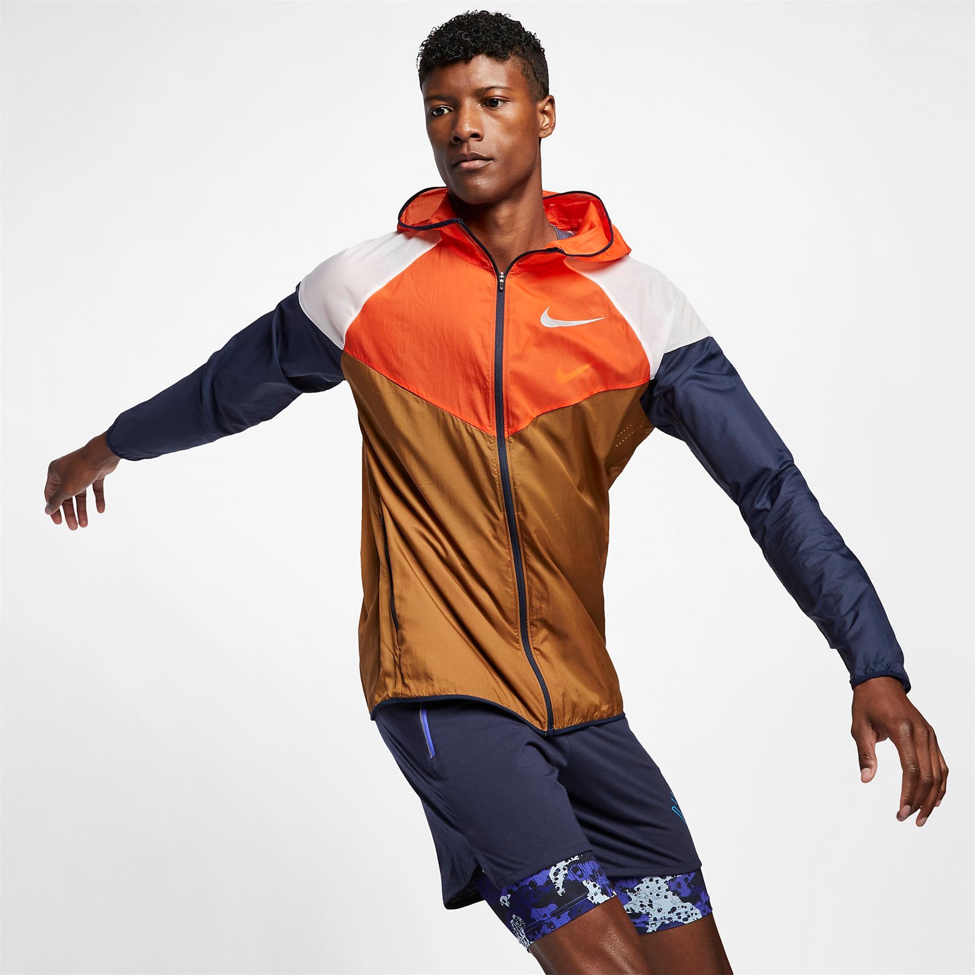 Nike Windrunner Erkek Ceket AR0257 277 Etichet Sport