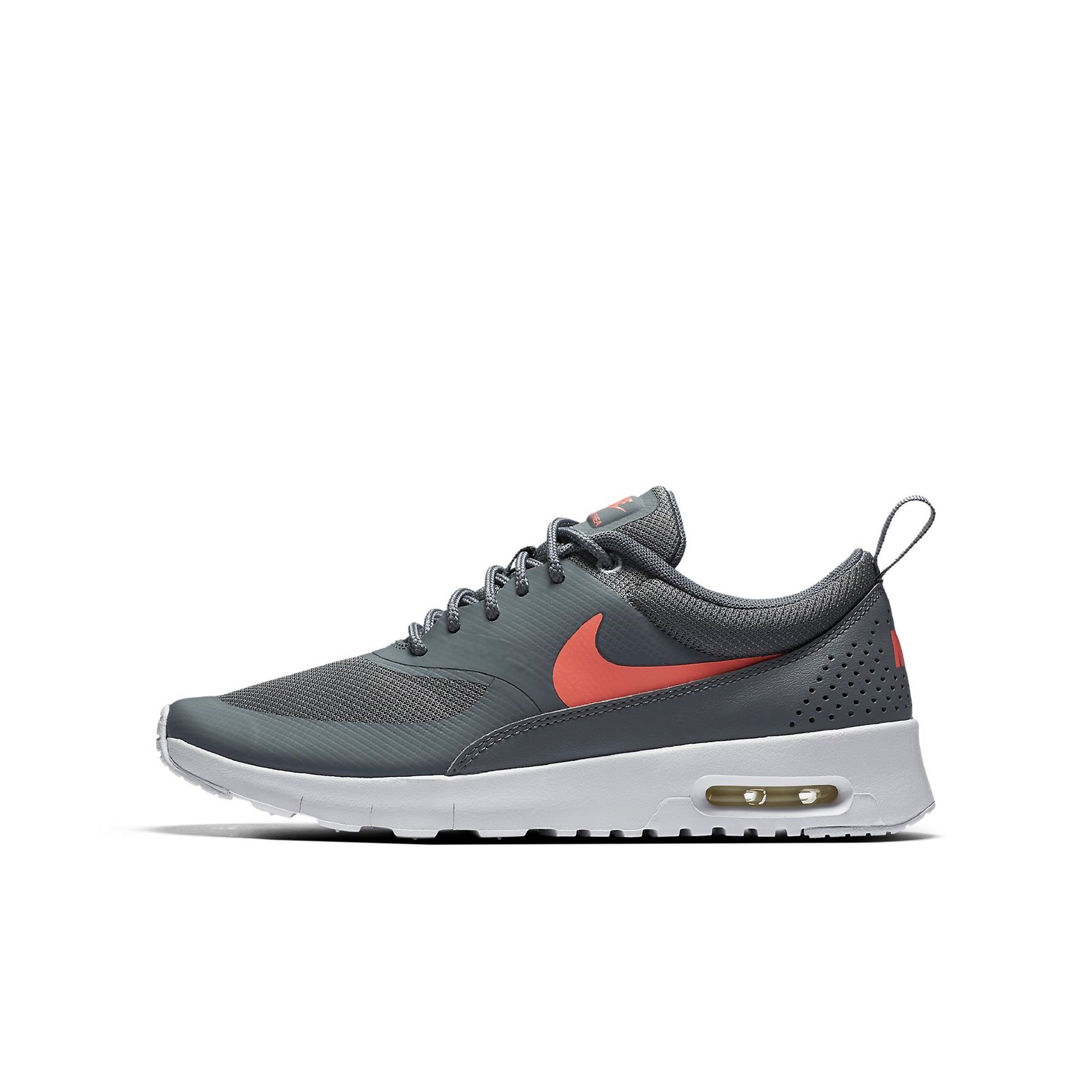 Nike air max hotsell thea siyah beyaz x84